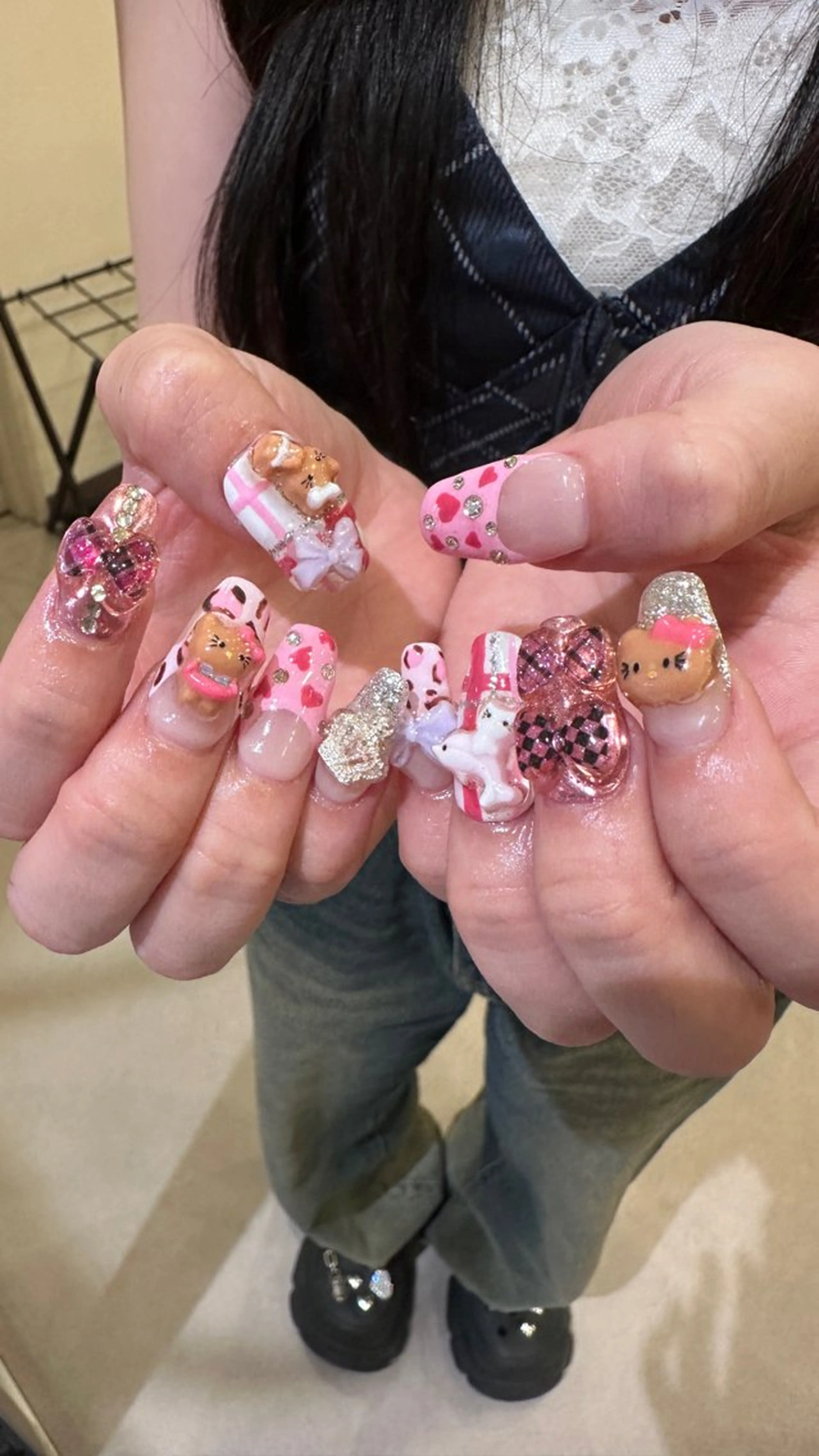 ネイル ハンドネイル 👽個性派ネイル🎀 komachiのマツエク・マツパデザイン