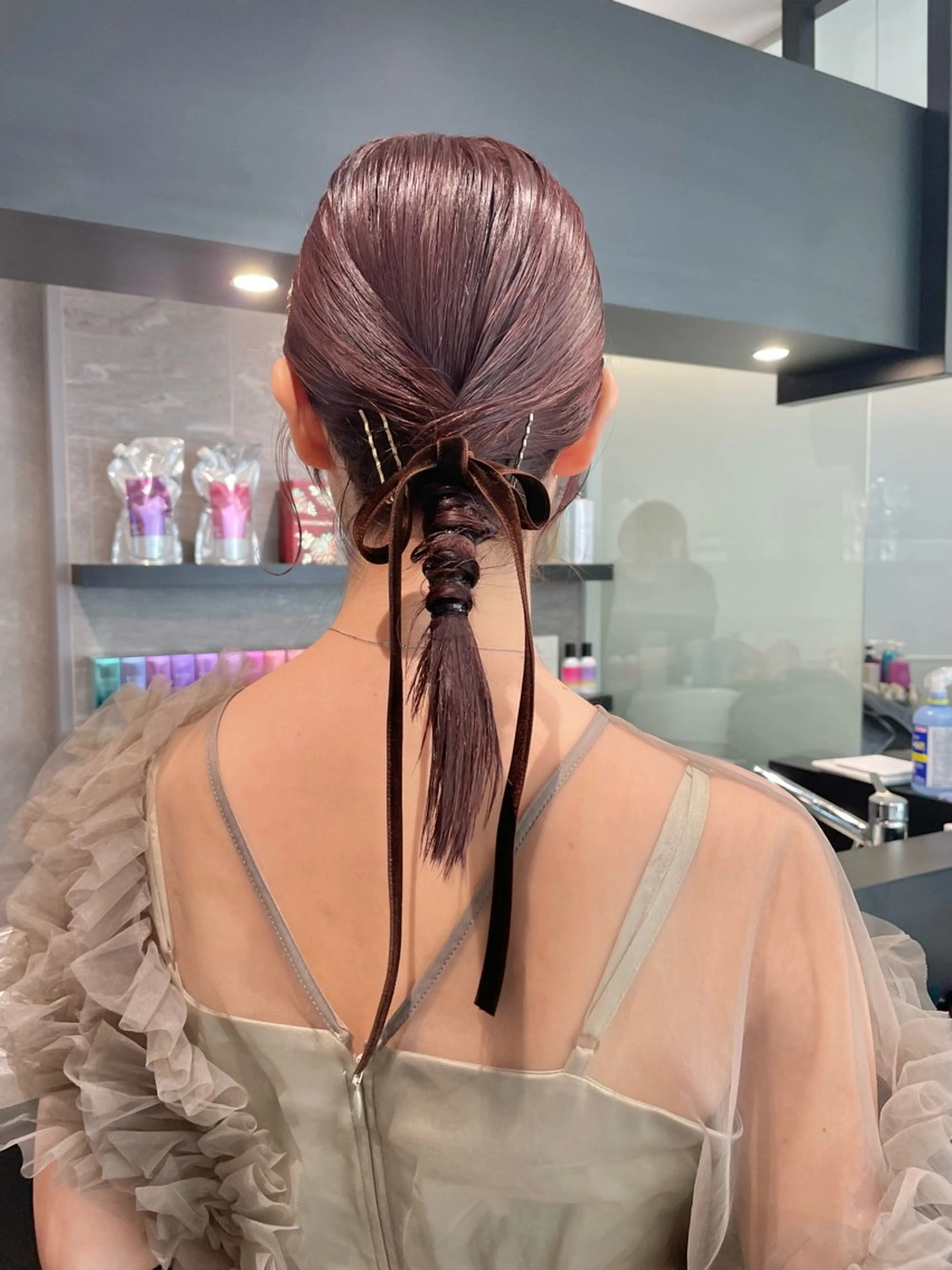 ミディアム ヘアアレンジ 結婚式・ブライダル ダブルカラー🦖 /髪質改善⚡️しおりのヘアスタイル