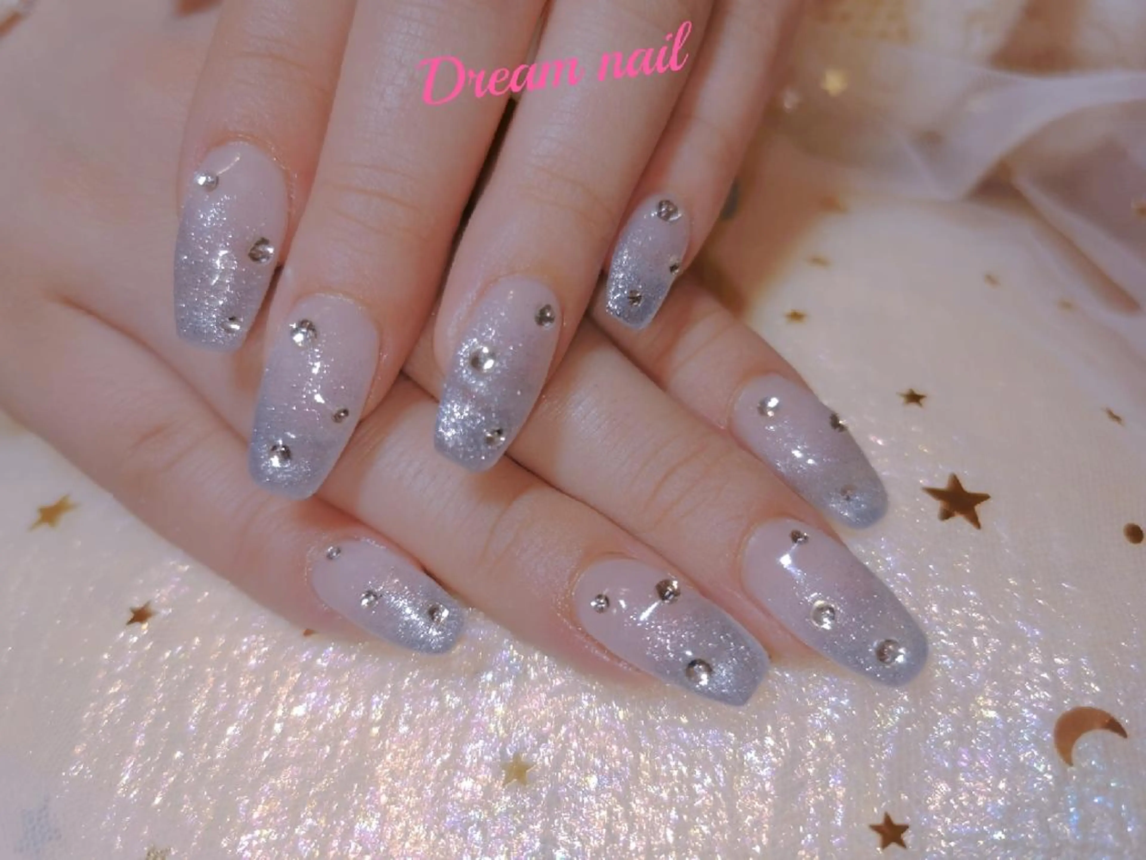 ネイル セミロング ストーンネイル ネイリストゆか💅 長さだし、深爪矯正のネイルデザイン