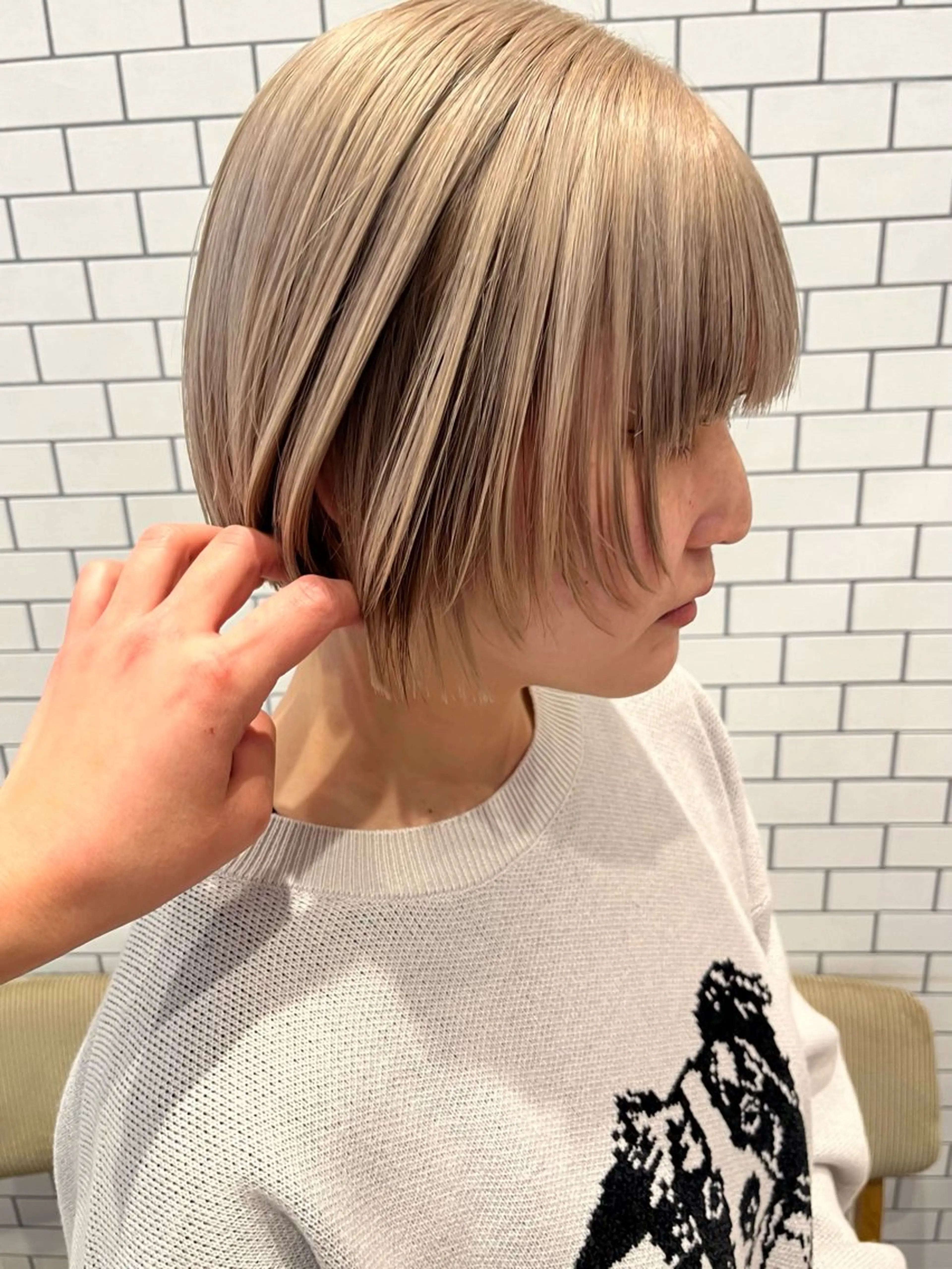 ショート Yahiko ハイトーンのヘアスタイル