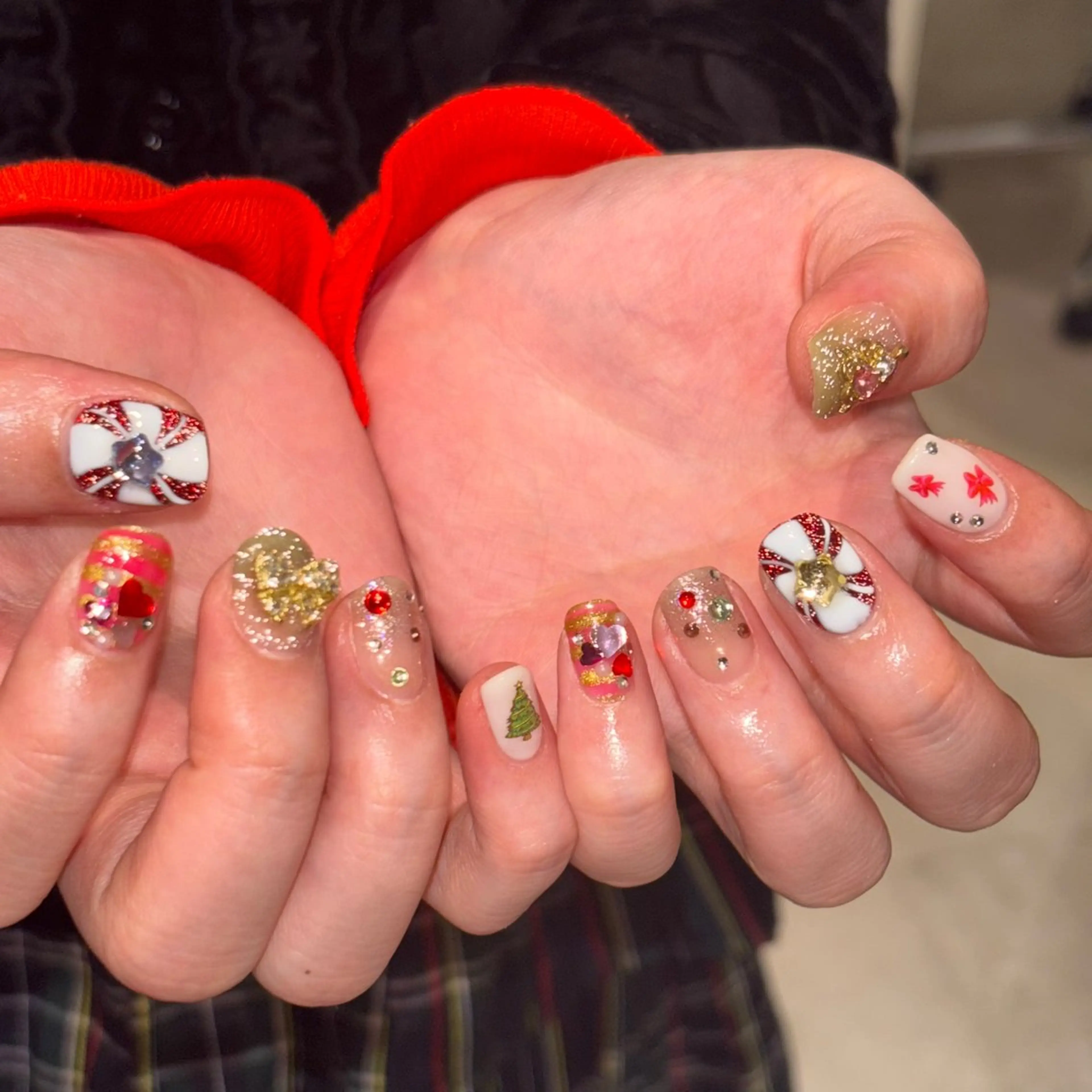 ネイル ハンドネイル 🐬Cxxu° Nail✝️のネイルデザイン