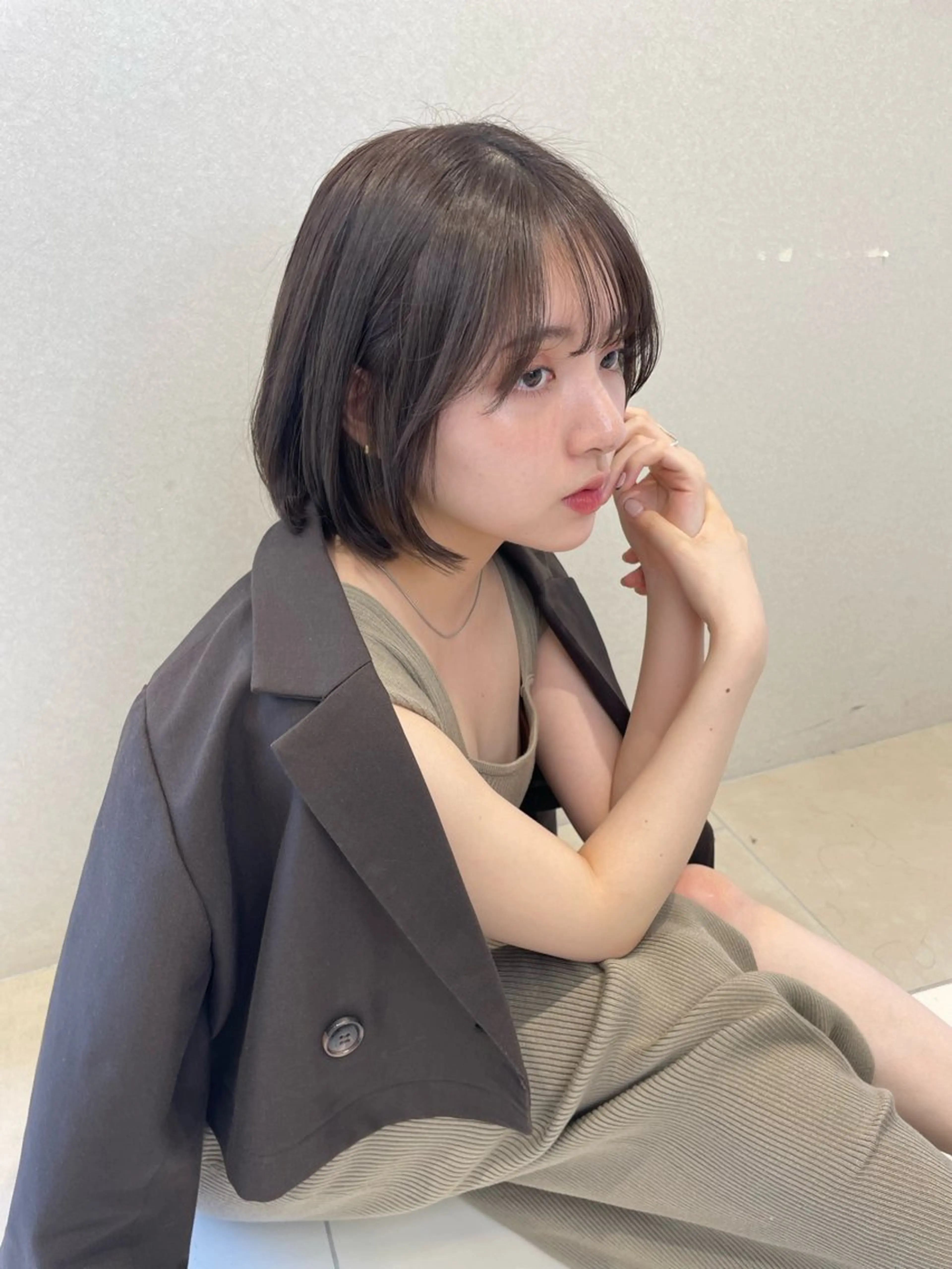 ブリーチなしで叶うグレージュカラー+カット🦢ブリーチなしダブルカラー🫧トリートメントの写真