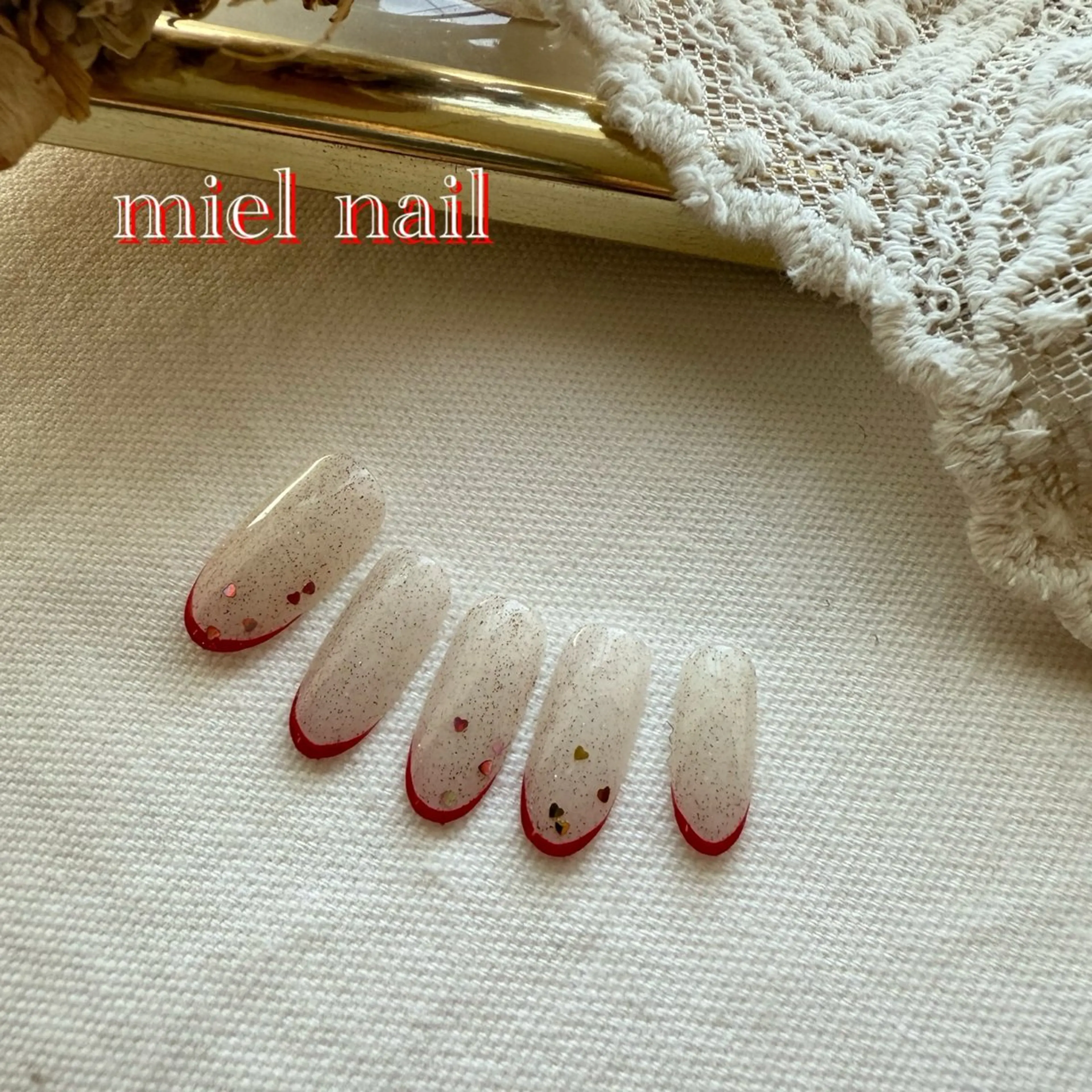 ネイル フラッシュネイル フレンチネイル 赤色 バレンタイン ハンドネイル miel nailのネイルデザイン