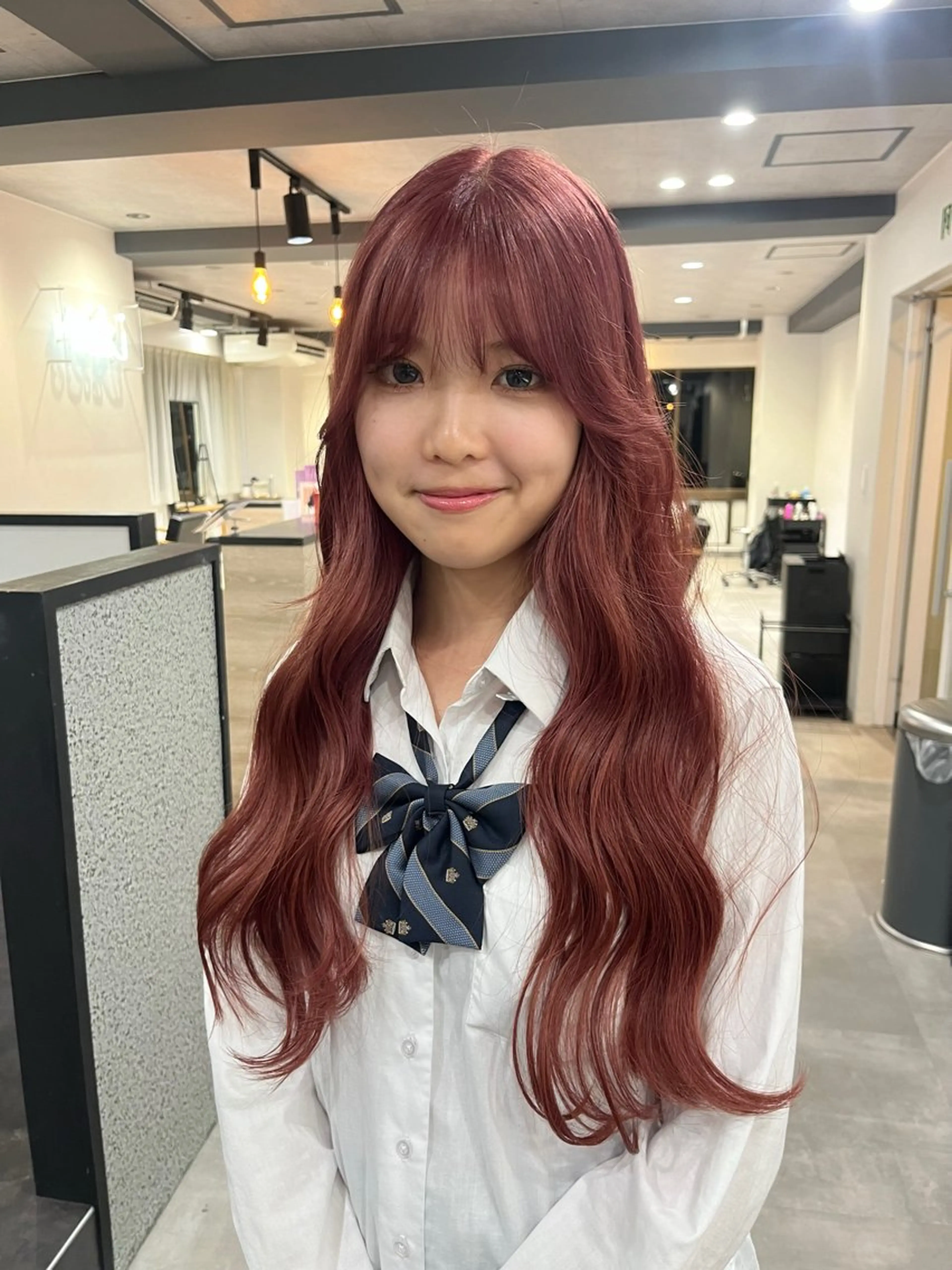 カラー EIGHTyokosuka所属・ハイトーン 🦋🎶LENのヘアスタイル