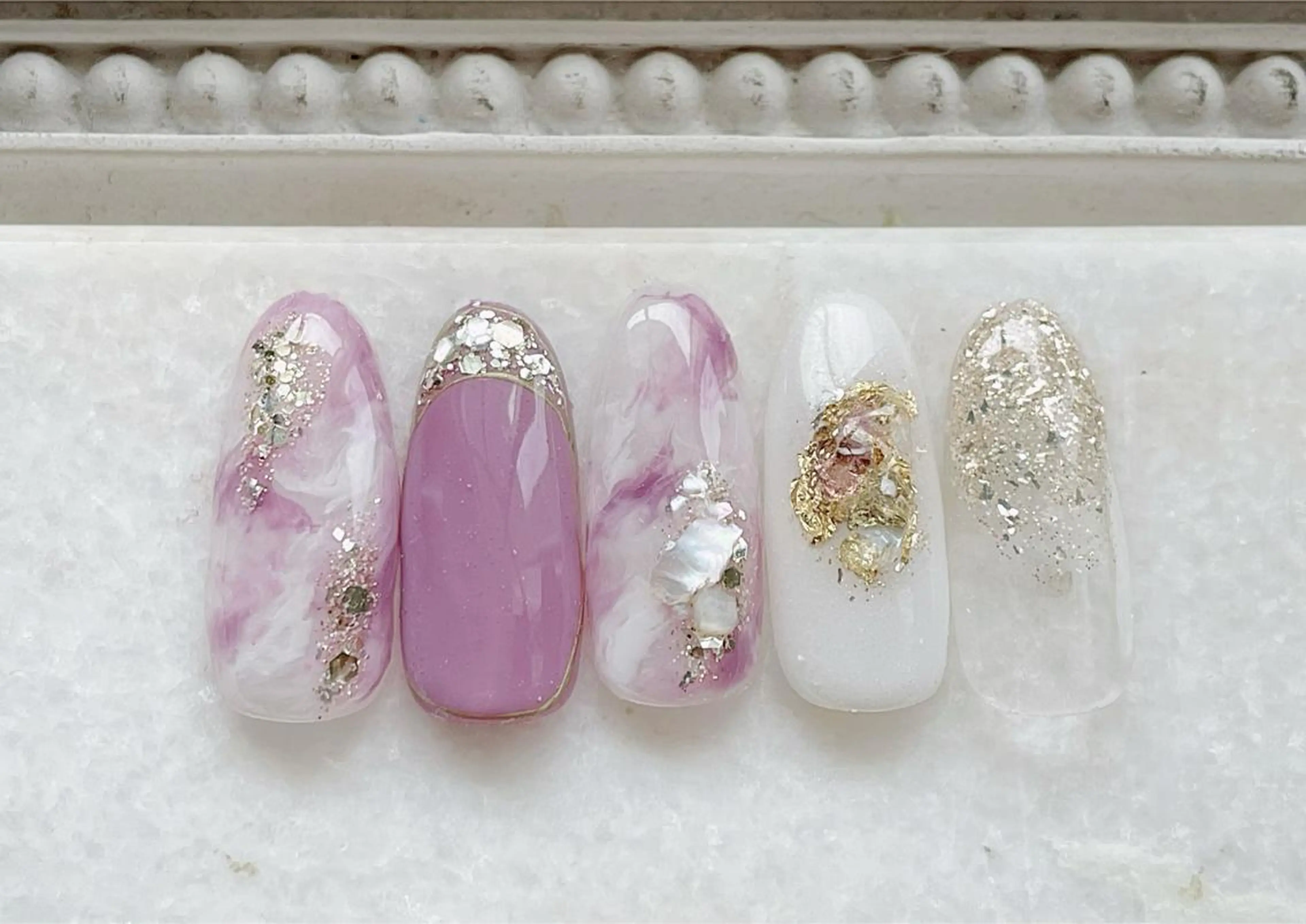 ネイル ジェルネイル キラキラネイル パラジェル ハンドネイル Satomi  のネイルデザイン