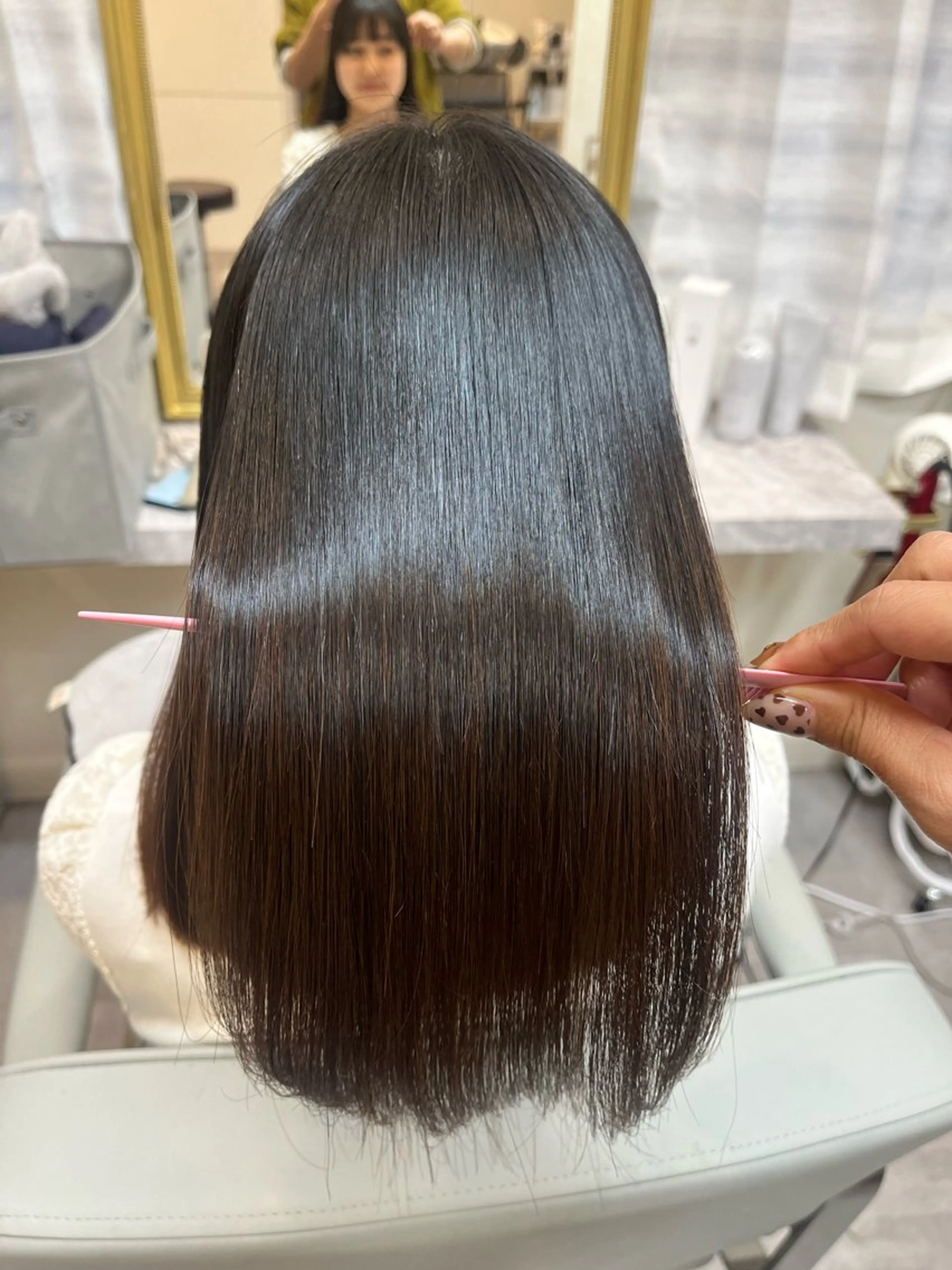 【最高級の艶髪へ💍】プレミアム縮毛矯正+似合わせカットの写真