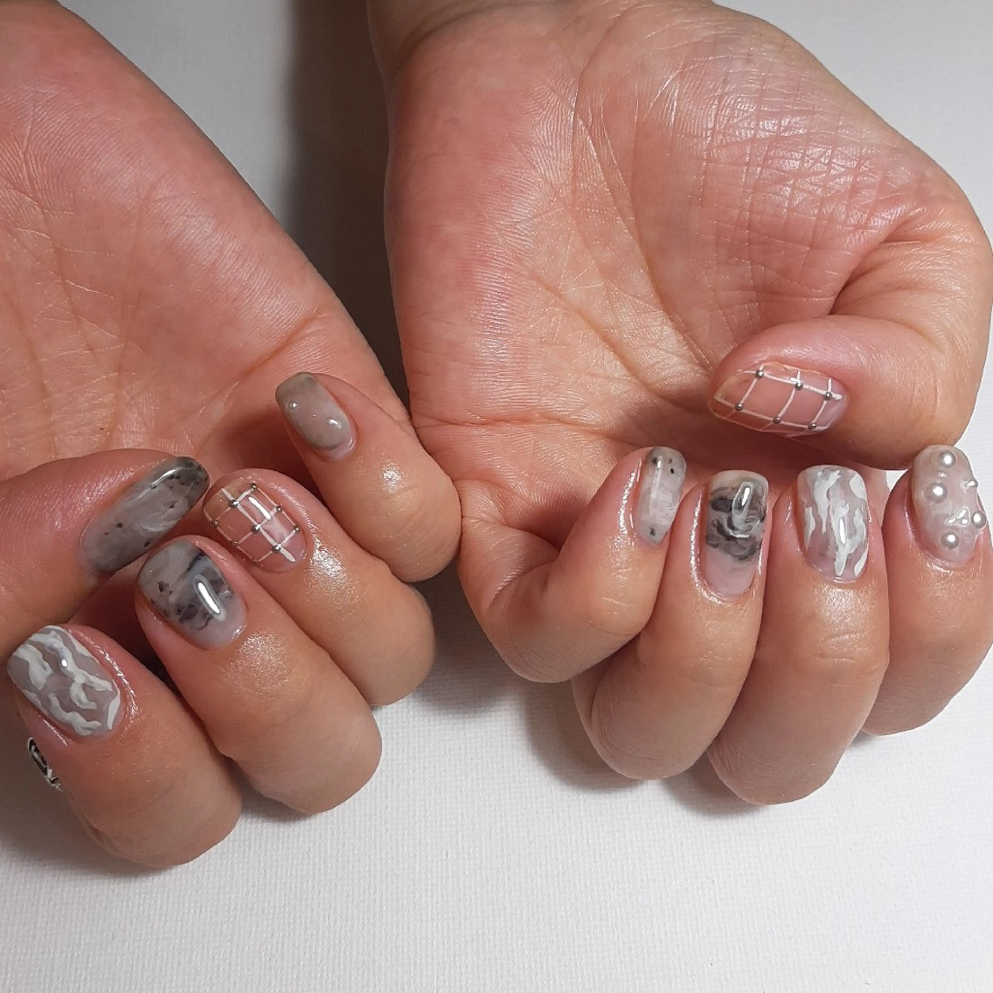 ネイル ジェルネイル 持ち込み ニュアンスネイル ショートネイル owlnail /持込みデザイン専門のネイルデザイン