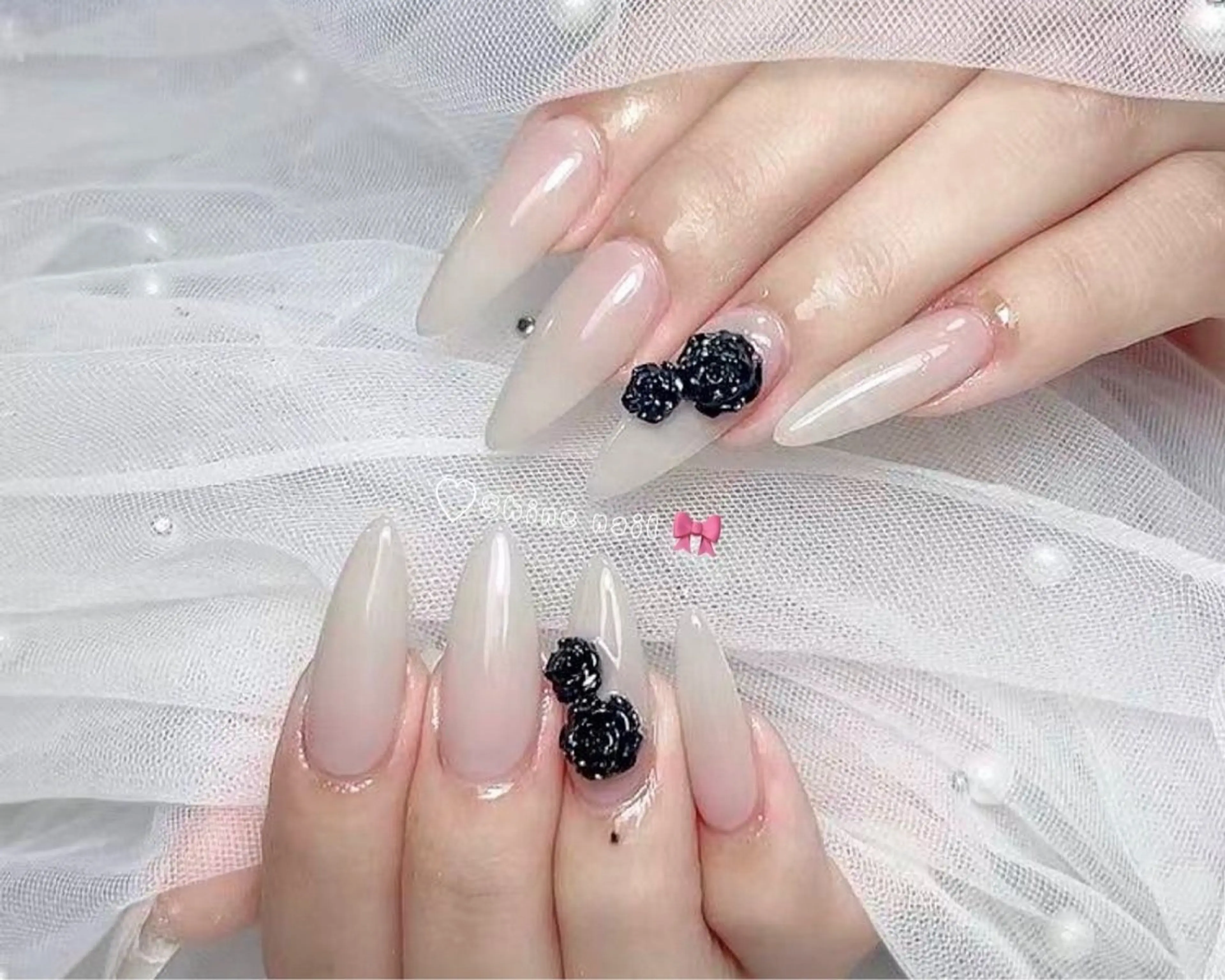 ネイル 〜Shine Nail〜【サイナネイル】パラジェル／ 長さだし／持ち込み／ワンホン／フィルイン所属・shine 🎀 長さだし&デザインのネイルデザイン