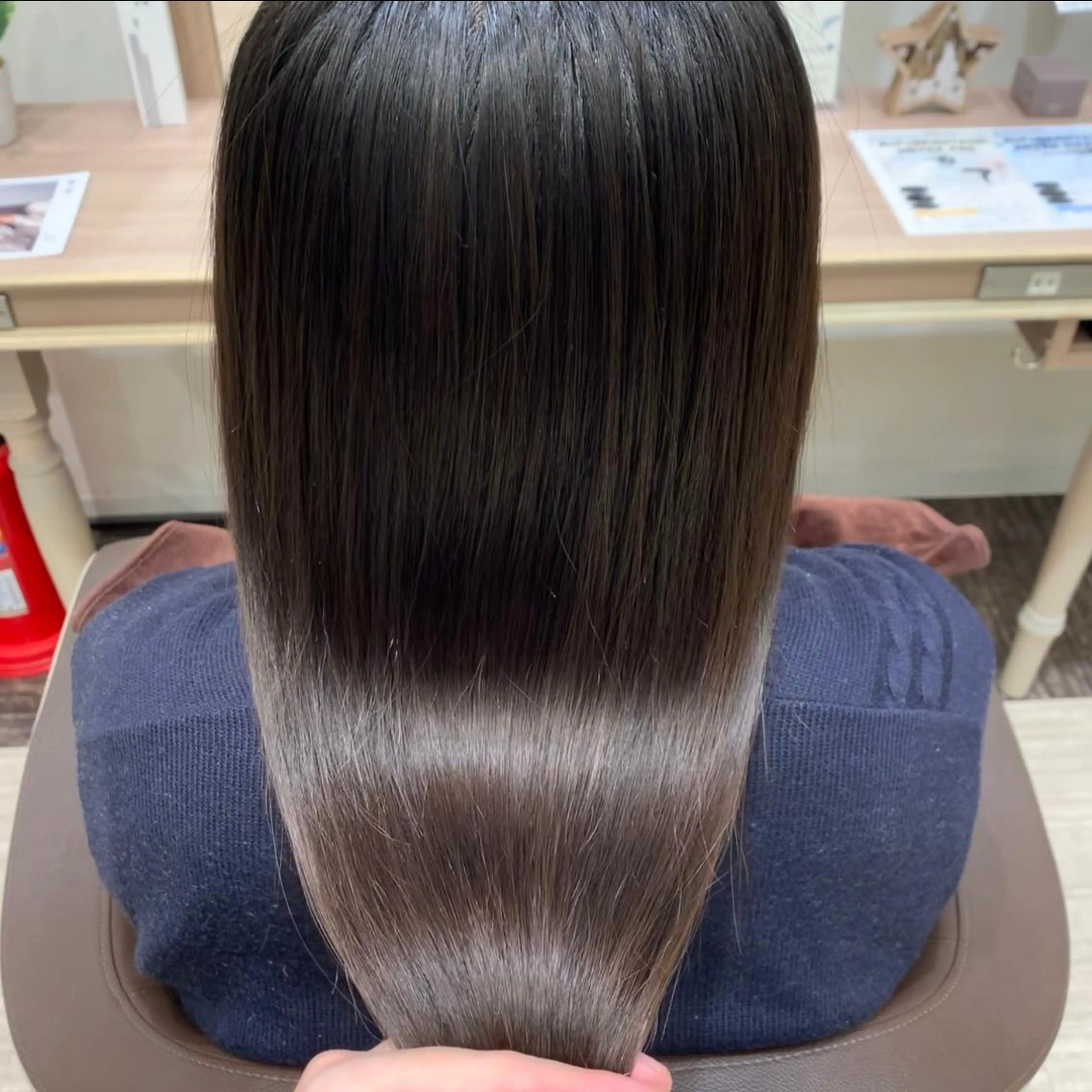 セミロング カット 縮毛矯正 トリートメント 🌹髪質改善縮毛特化 小山正悟🌹のヘアスタイル