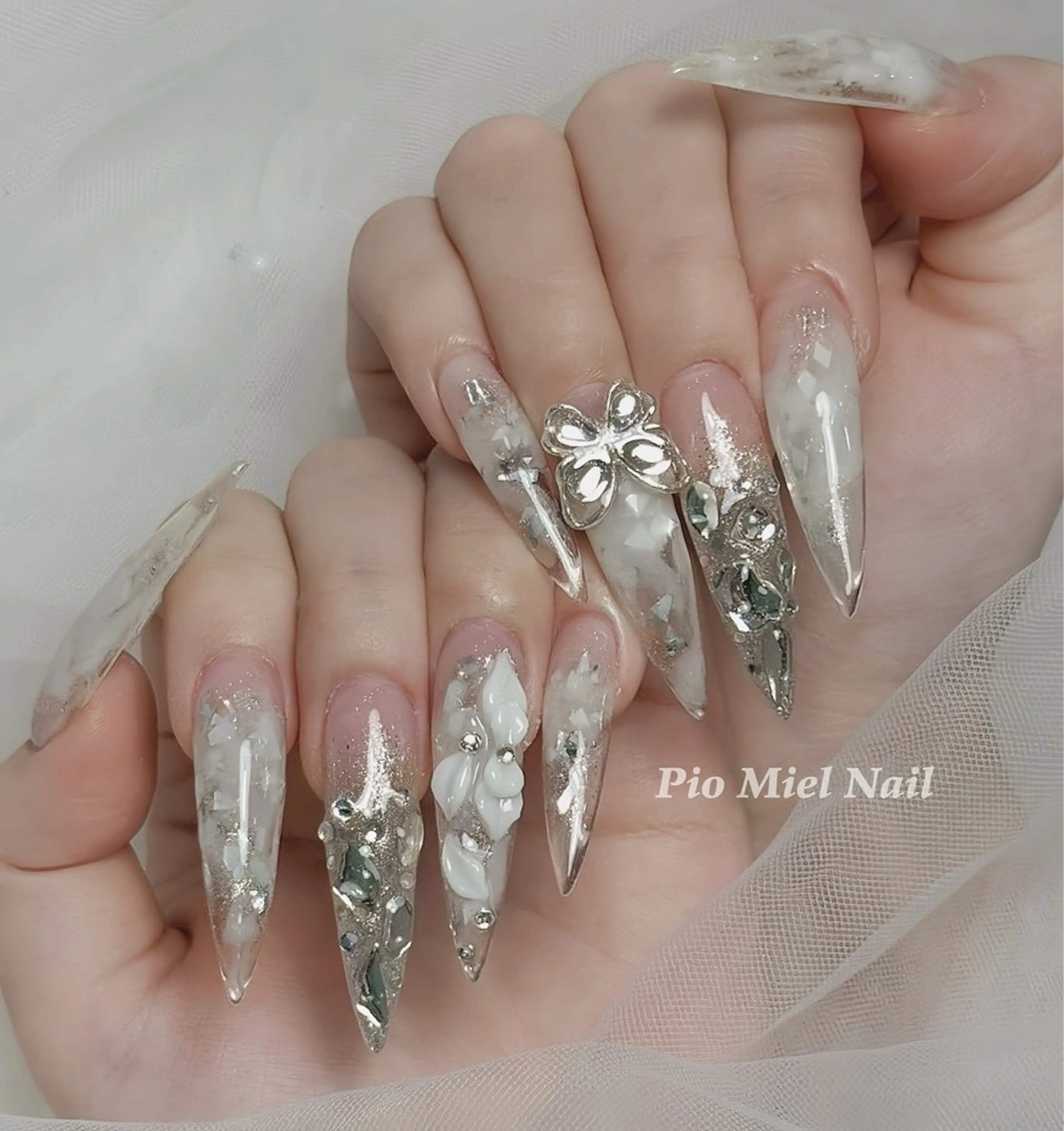 ネイル Pio Mielのネイルデザイン