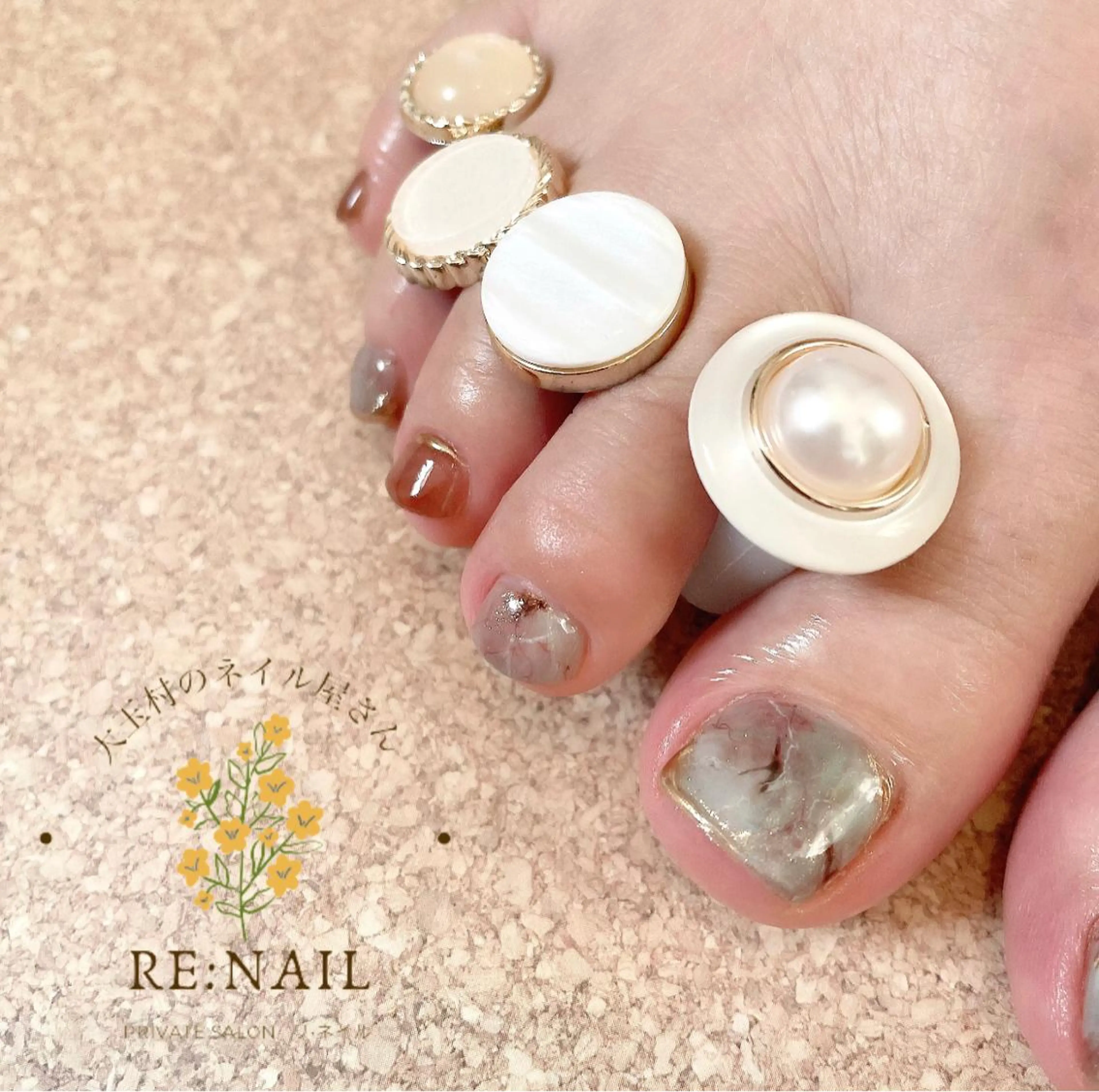 ネイル フットネイル かんの りなのネイルデザイン