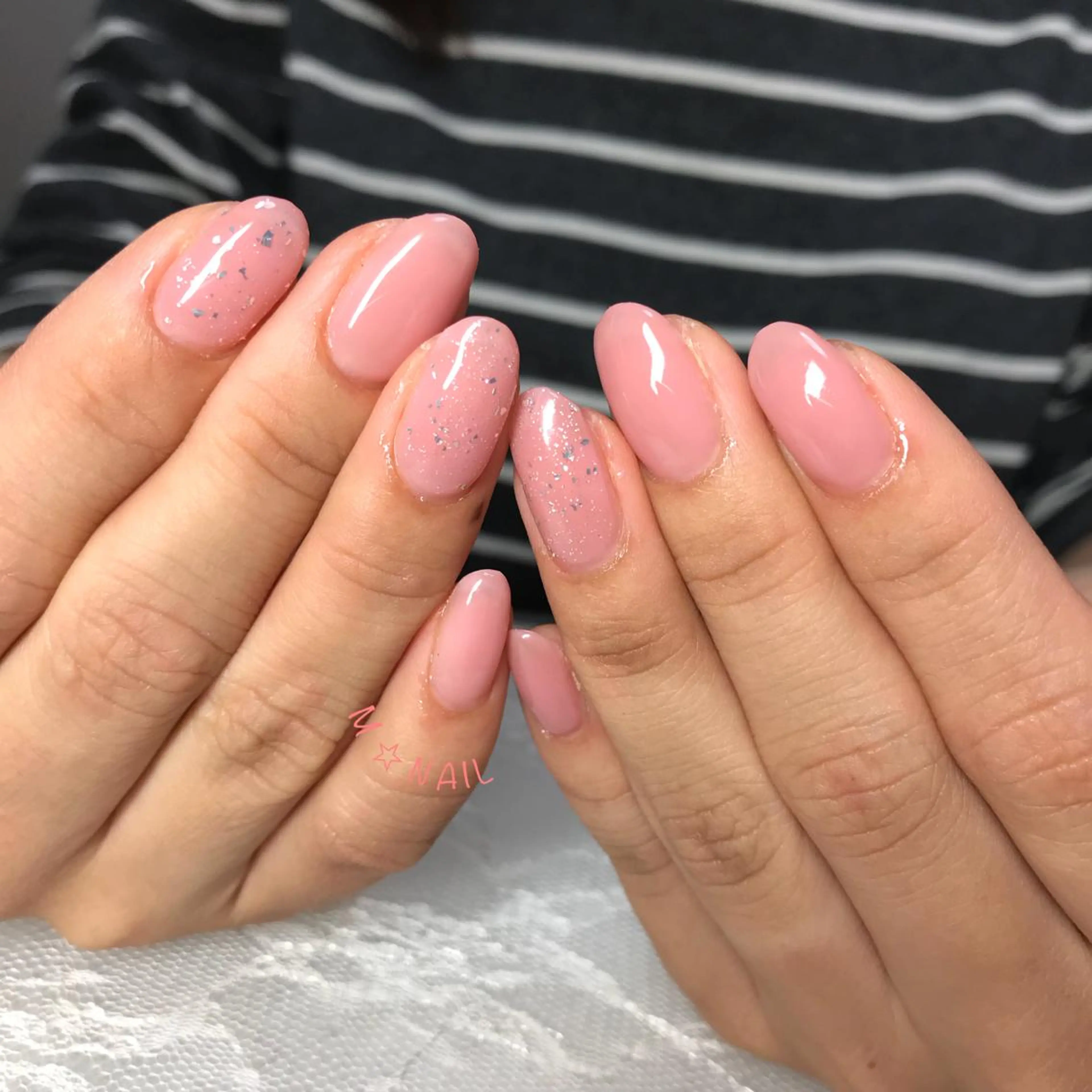 ネイル ジェルネイル ハンドネイル COCO+所属・COCO +のエステ・リラクイメージ