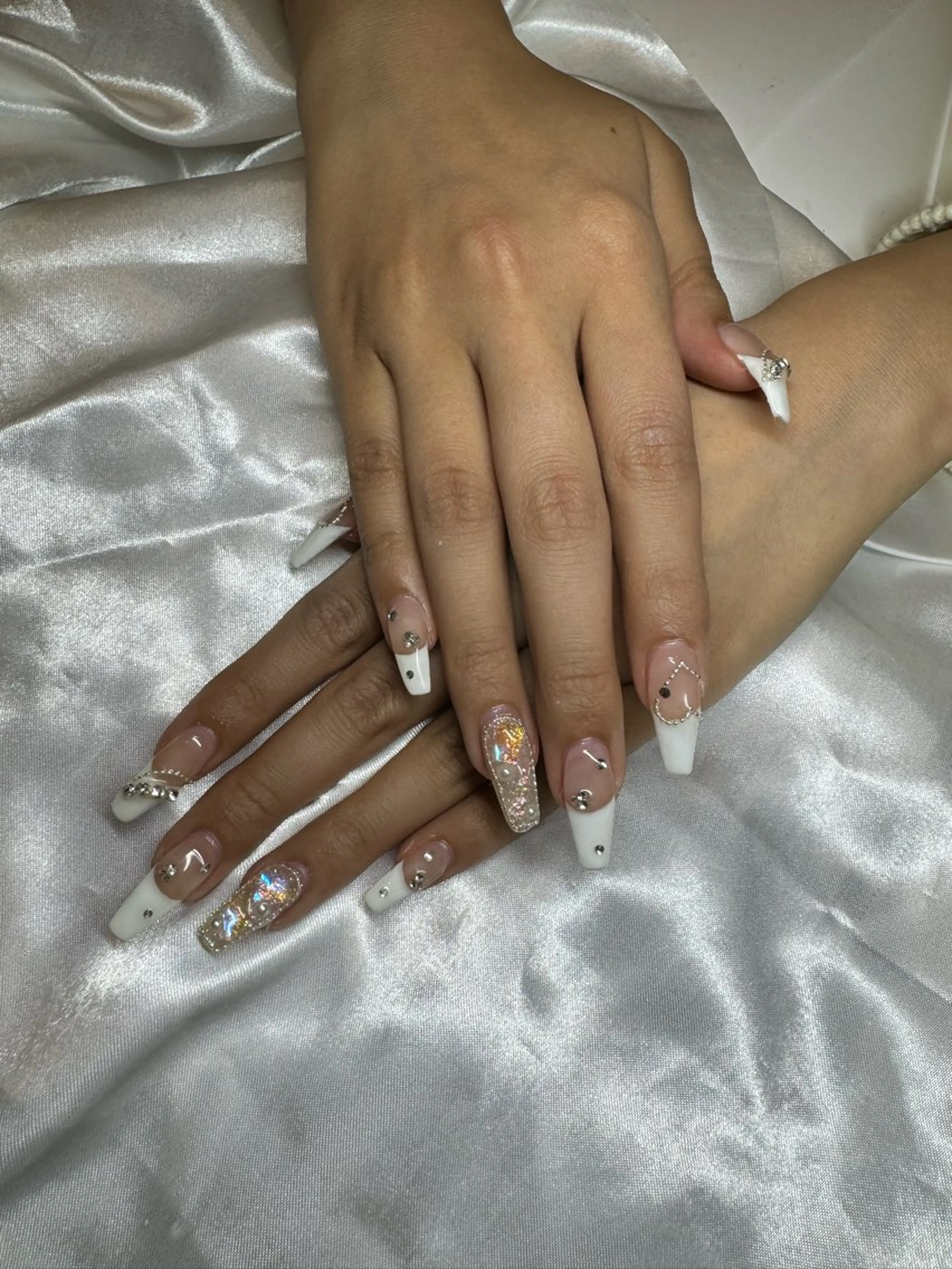 ネイル ハンドネイル 濱岡 咲のネイルデザイン