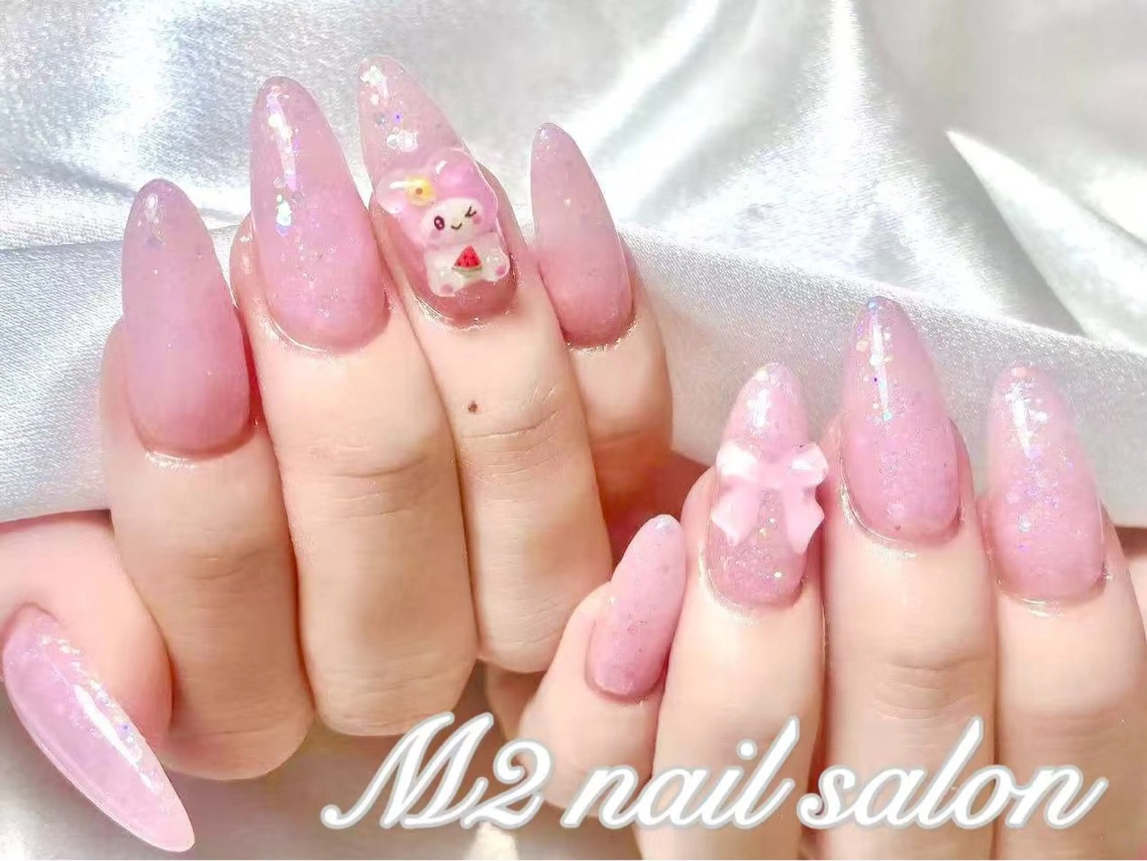 【自爪 ソフトオフ無料】Hand 2本 デザイン放題の写真