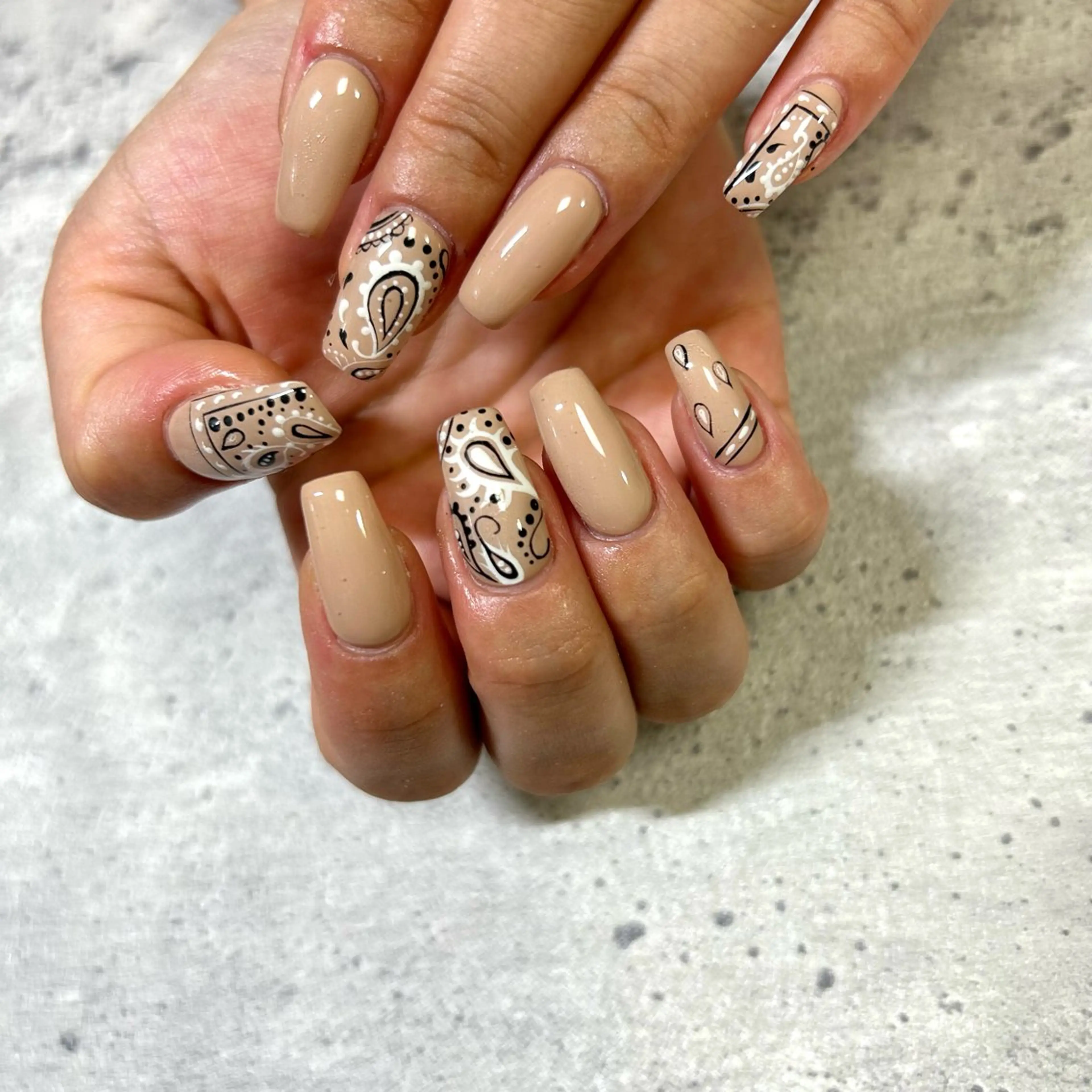 ネイル ハンドネイル ハンドケア 今福鶴見ネイル 8(ｴｲﾄ)のネイルデザイン