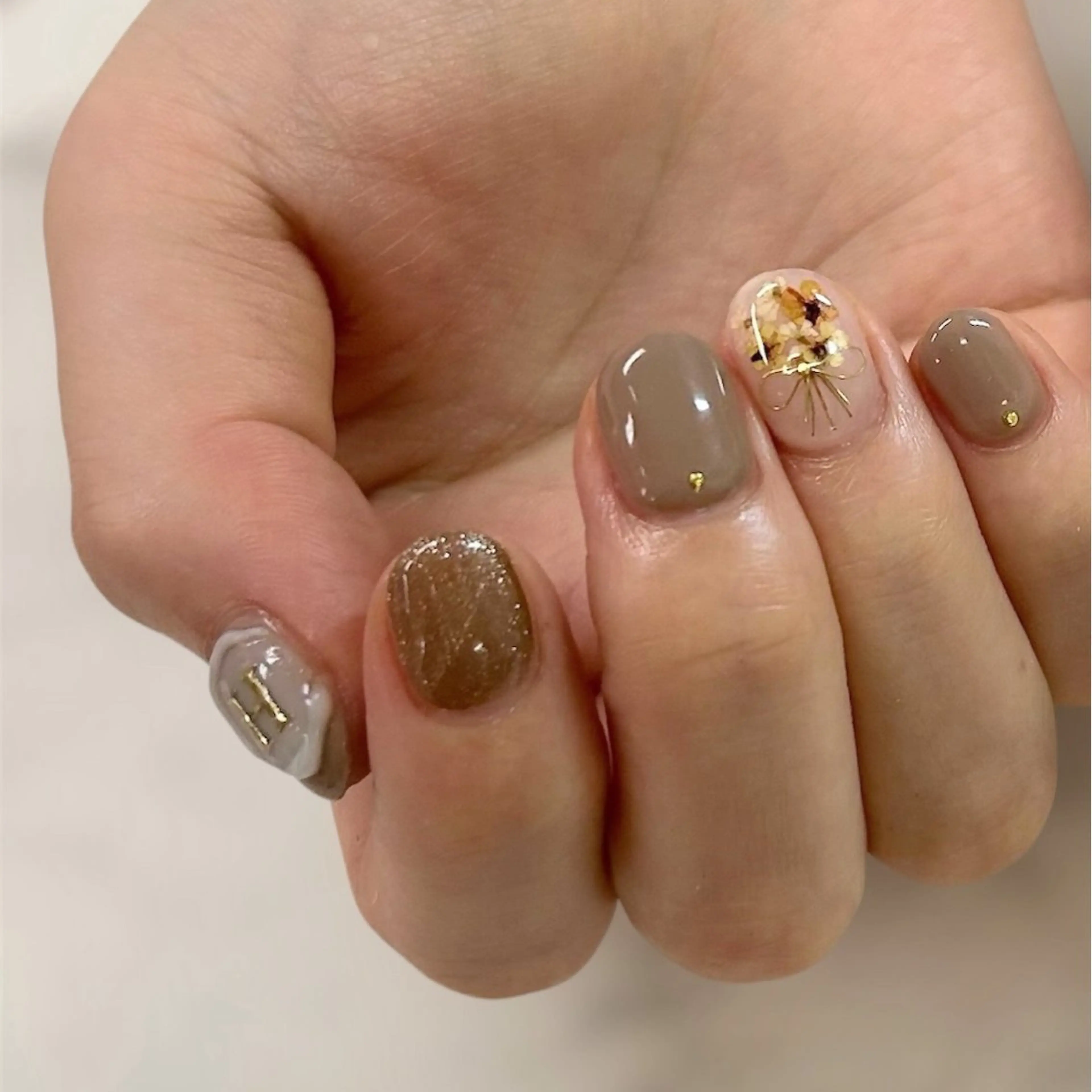 ネイル ハンドネイル アトリエ　ミモザ所属・いまむら あかりのネイルデザイン