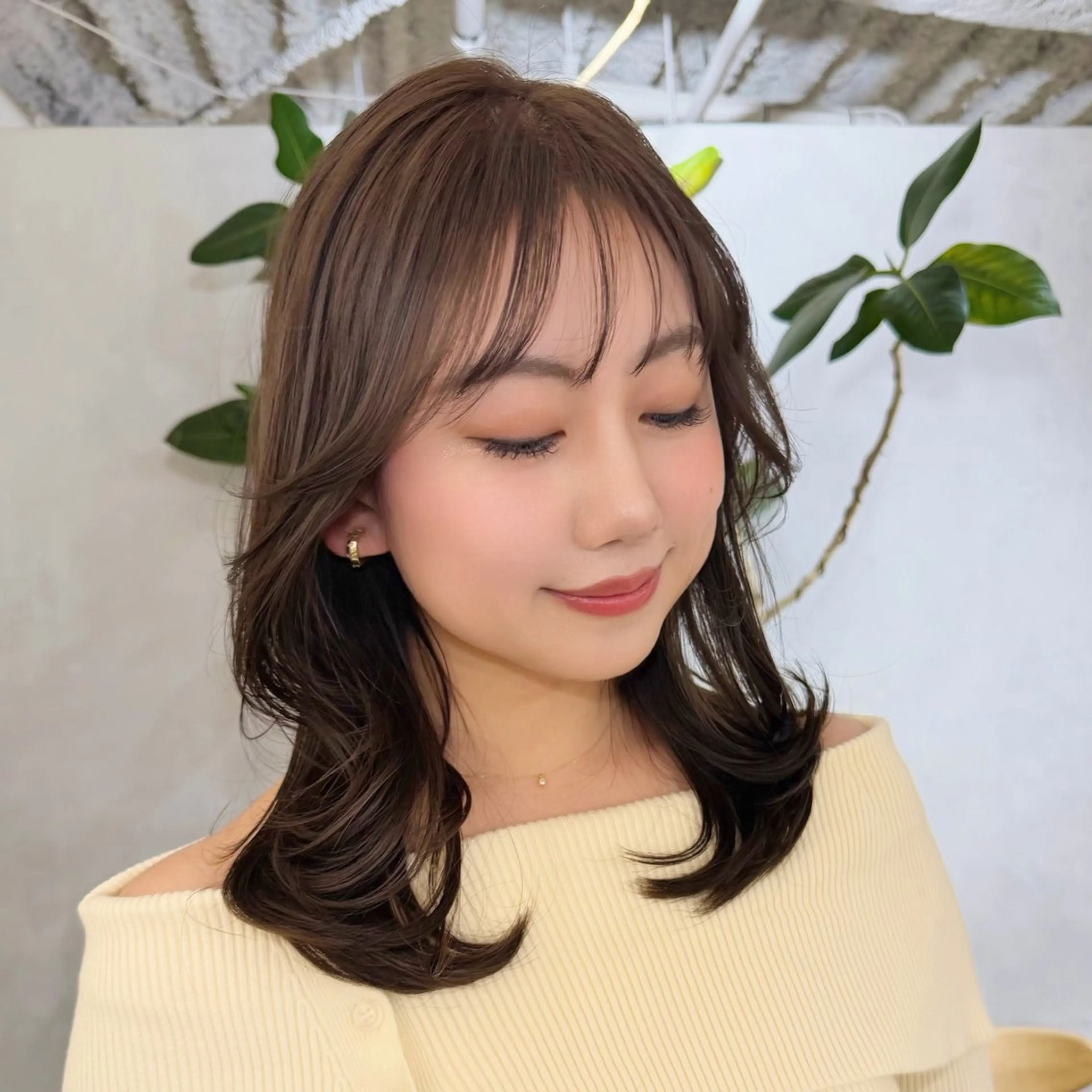 ミディアム カラー SAKI 新宿のヘアスタイル