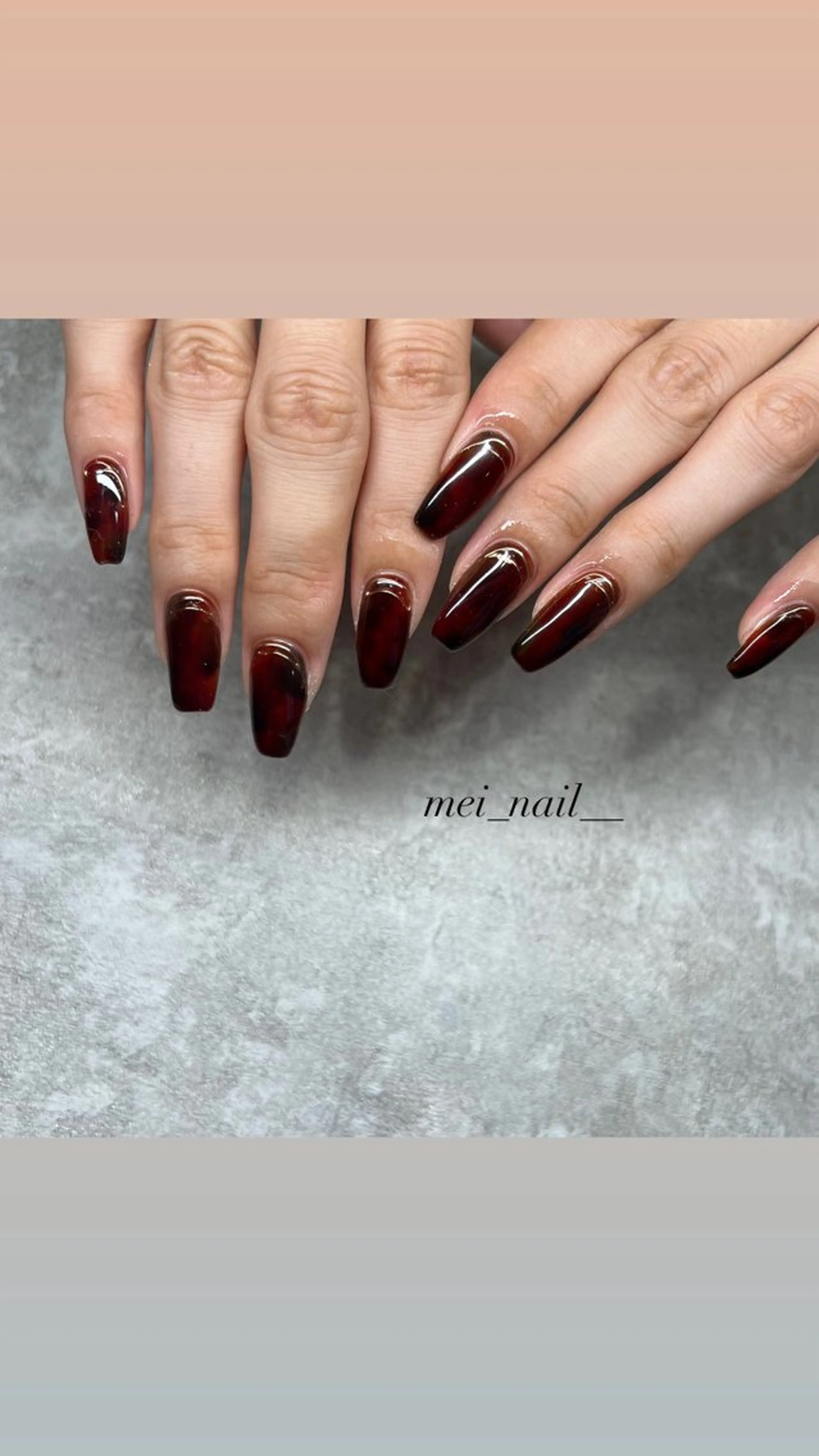 ネイル べっ甲ネイル est nail所属・永山 芽生子のネイルデザイン