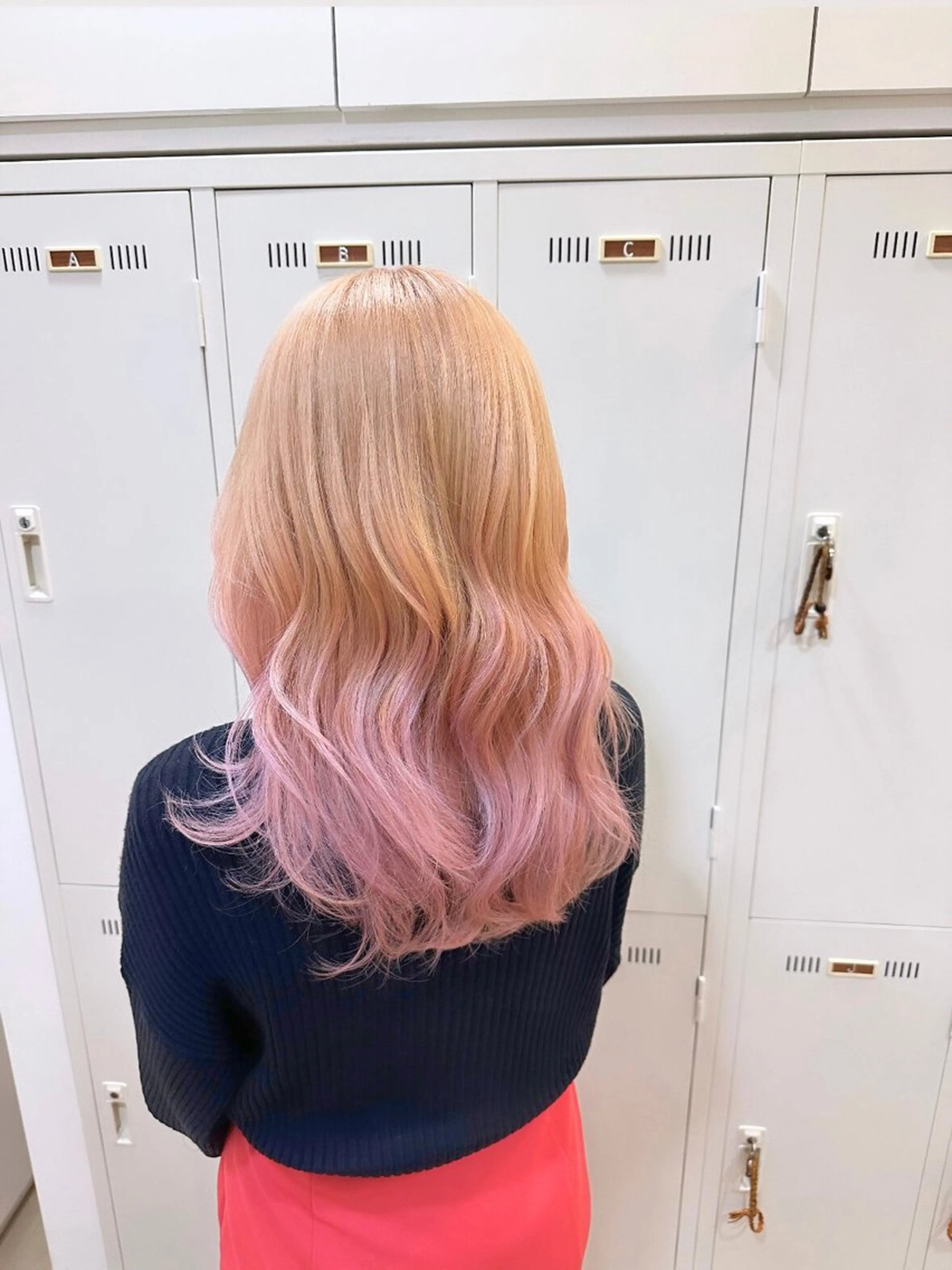 セミロング カラー 柔らか透明感カラー/ 内田圭祐のヘアスタイル