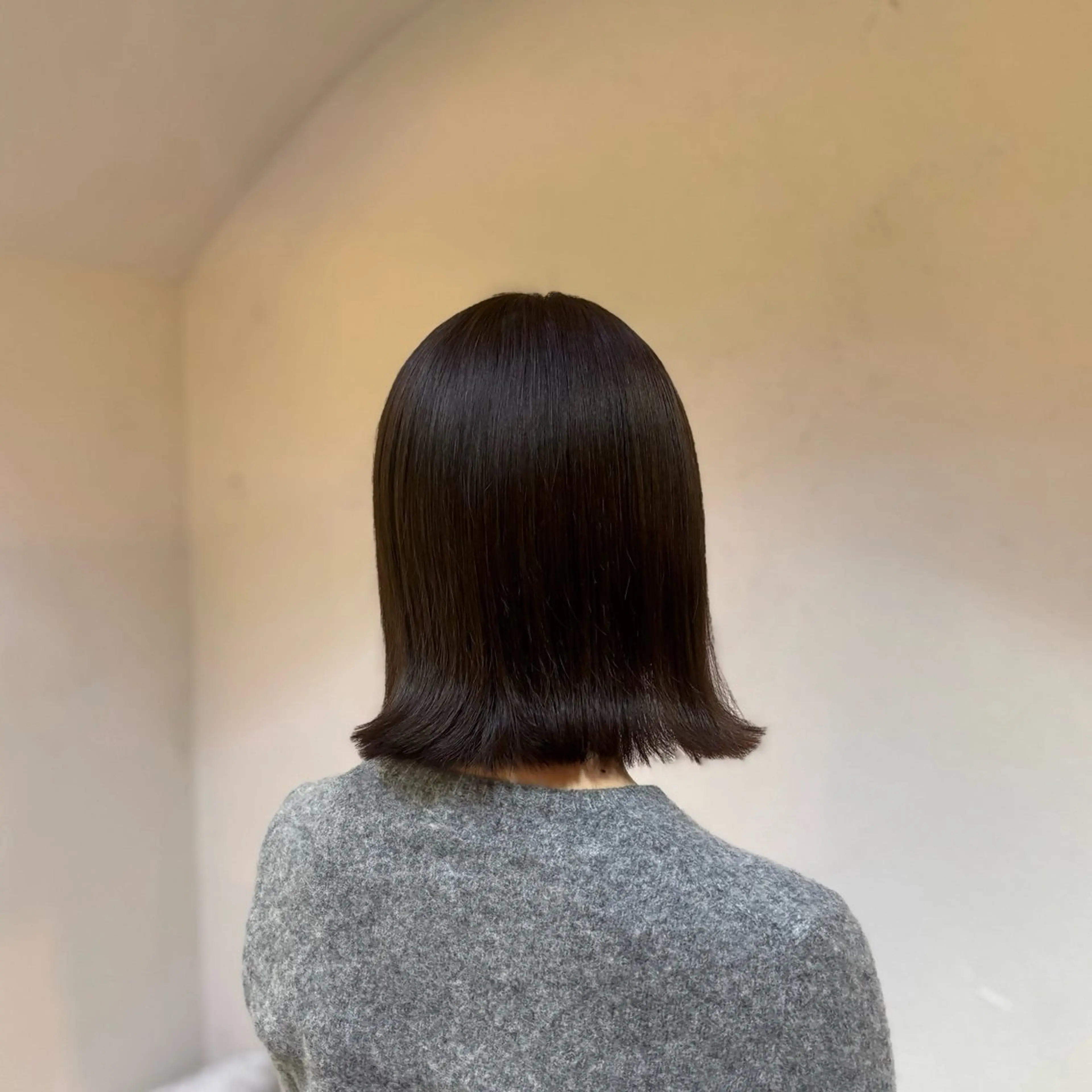 ミディアム カラー ACCOLE Yuzuのヘアスタイル