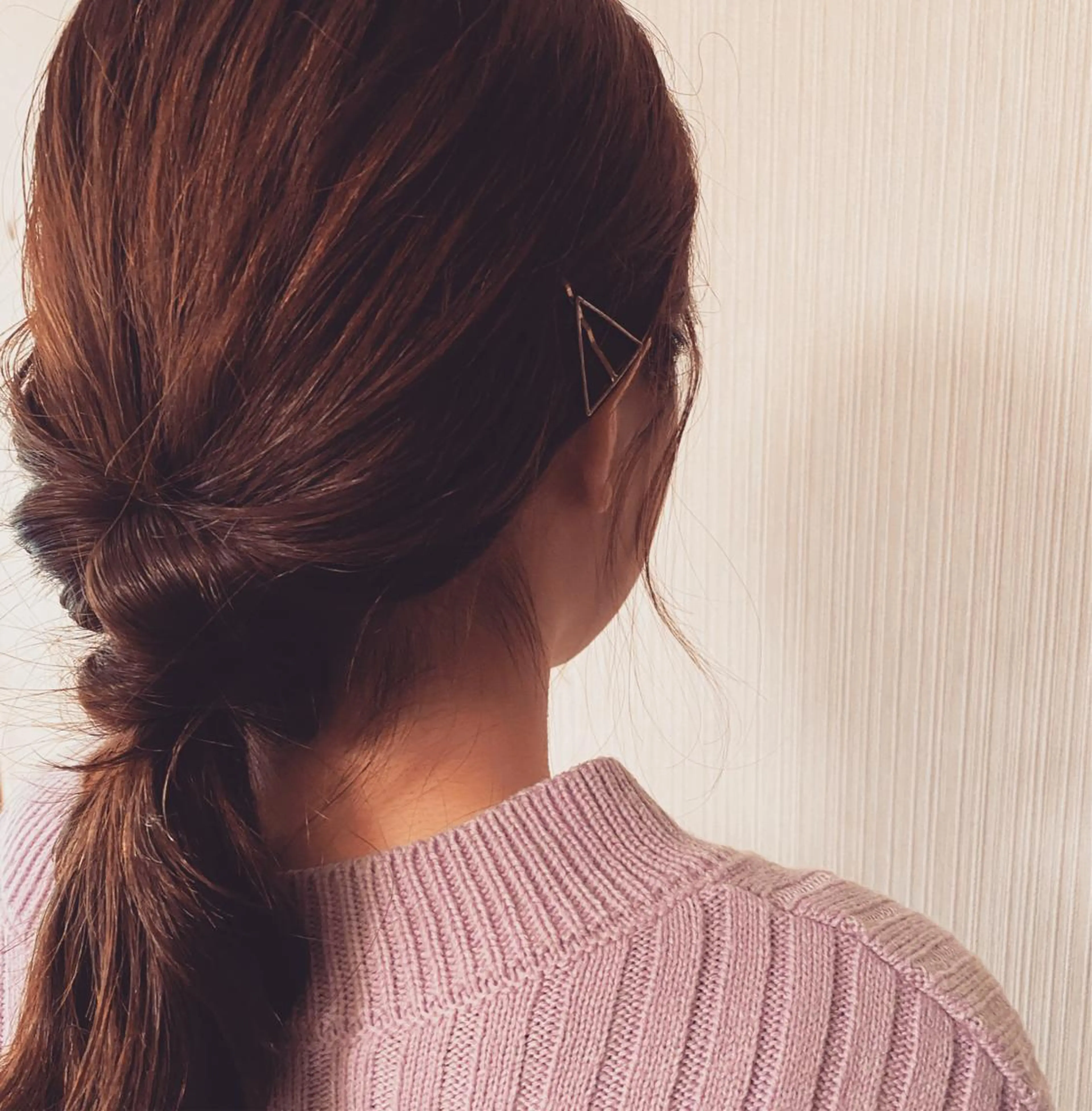 ロング カラー パーマ ヘアアレンジ 厚地 伽寧のヘアスタイル