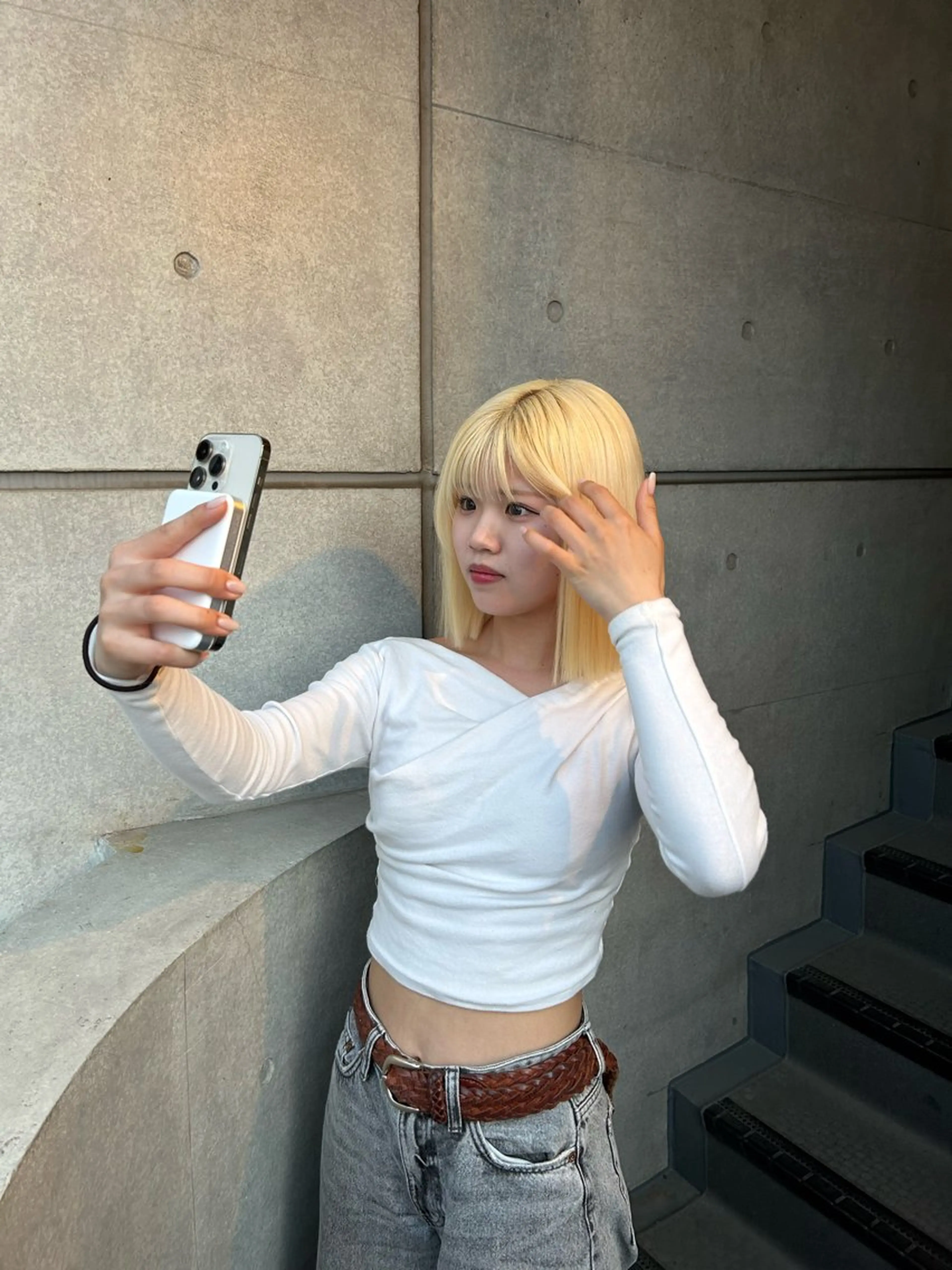 ショート カラー ブリーチ 抜きっぱなしブロンド ブロンド ケアブリーチ デザインカラー ヘアカラー レイヤー/ブロンド 透明感カラー/ヒロトのヘアスタイル