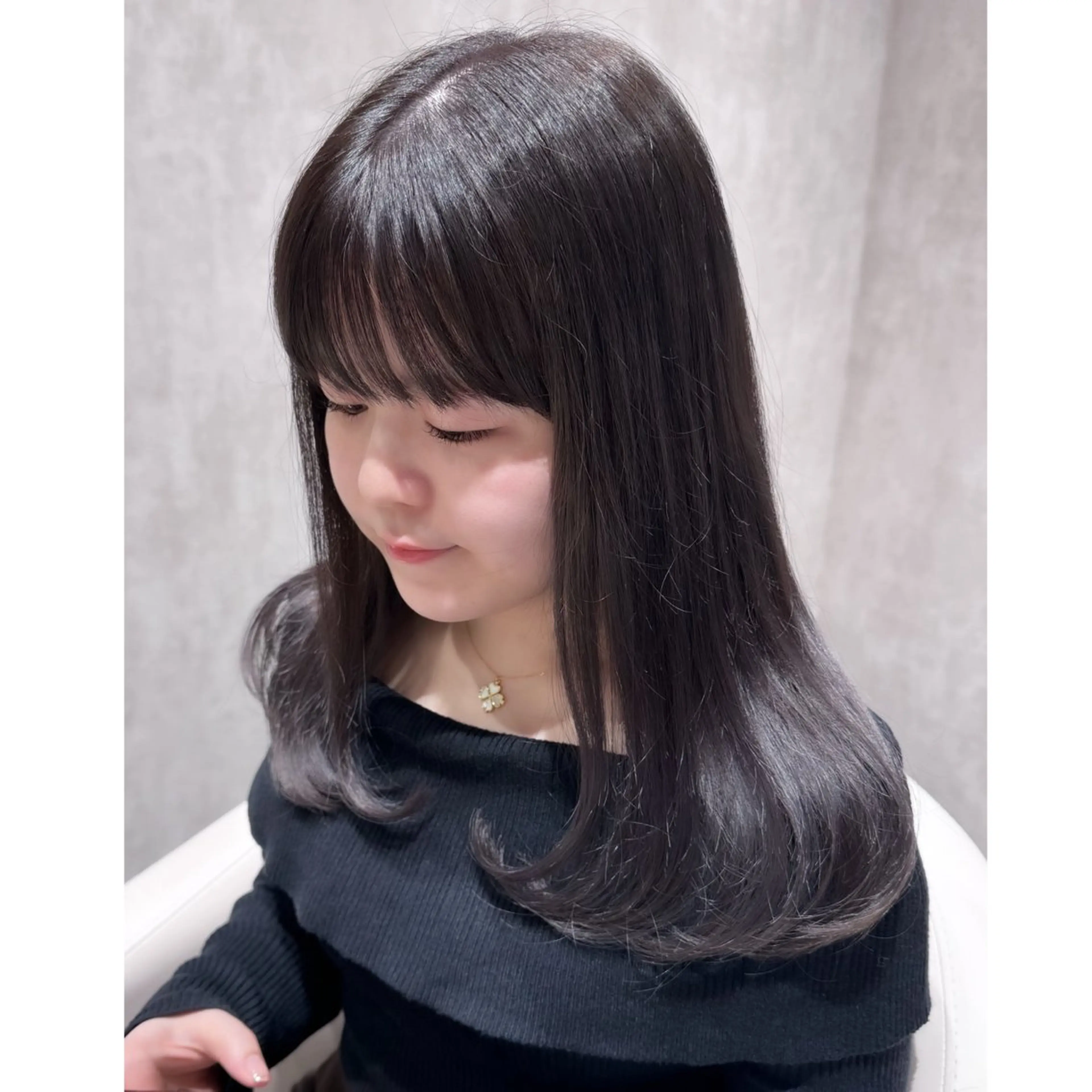 セミロング カラー ラベンダーカラー ヘアカラー LOTTA CUCCI所属・miyu /トレンド カラー×艶髪のヘアスタイル