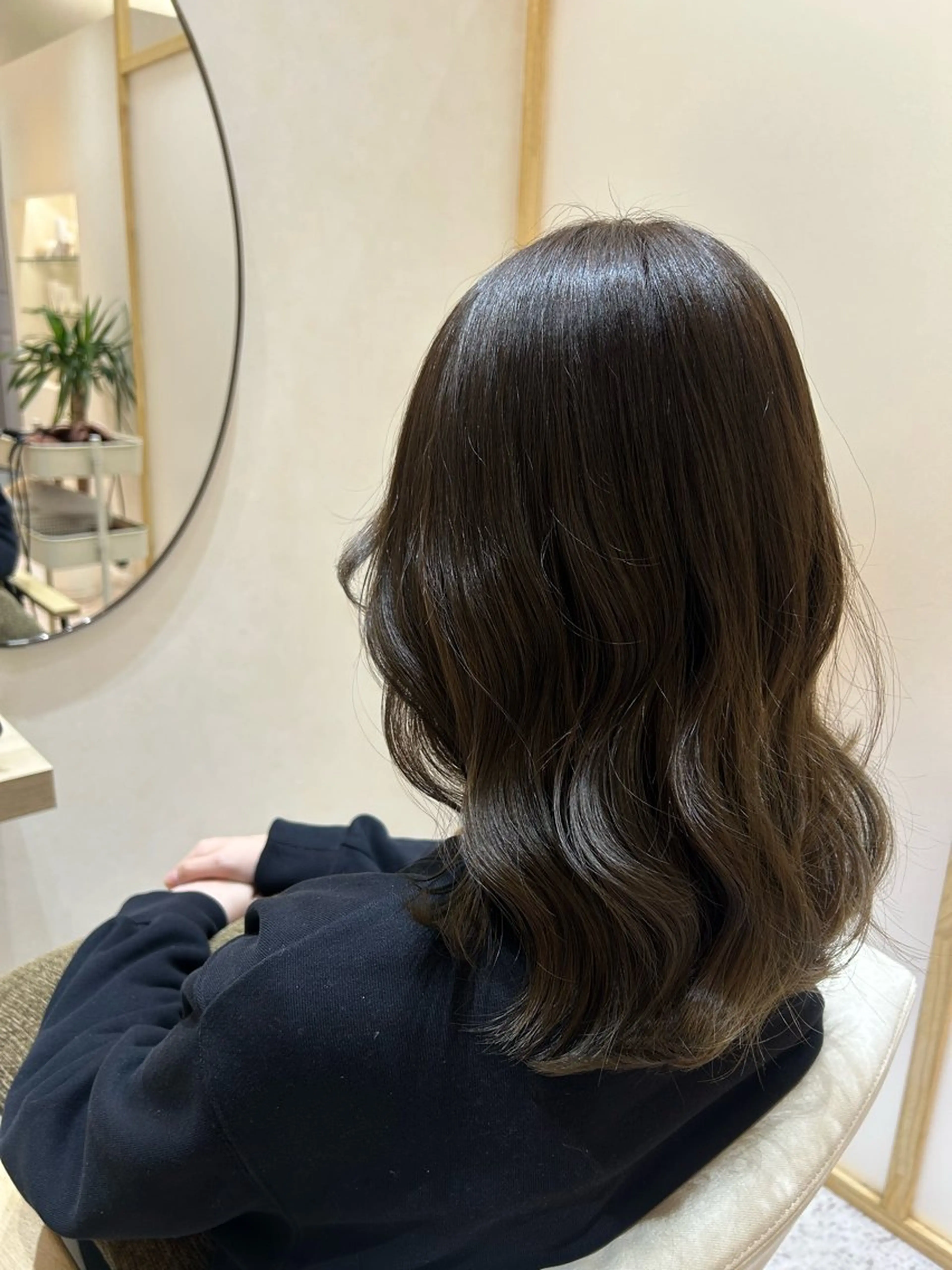 ミディアム カラー カット ヘアカラー トリートメント Yamamoto 半個室美容室zinaのヘアスタイル