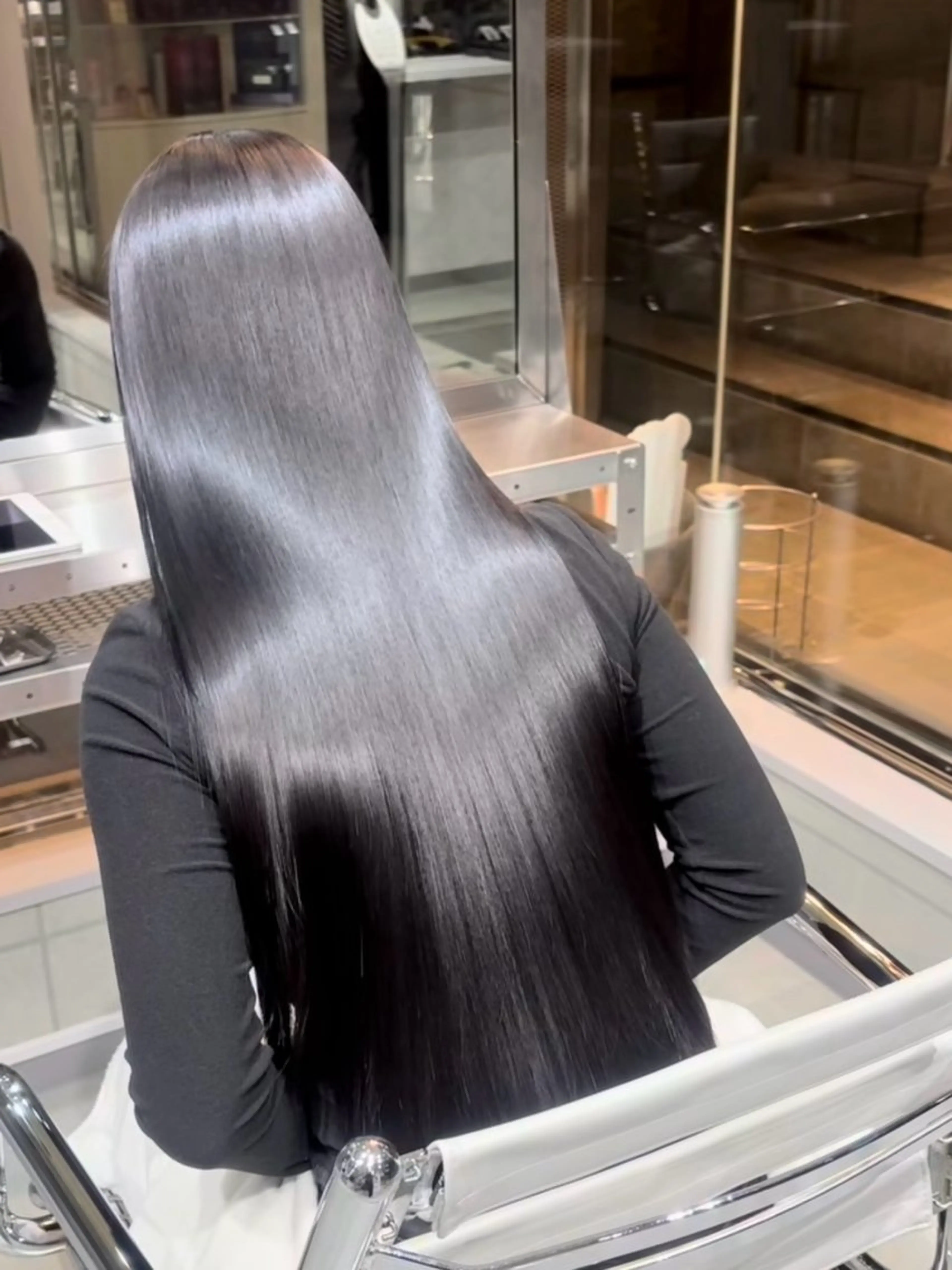 ミラー縮毛矯正🪞(ヘアケアレベル★★☆☆☆)の写真