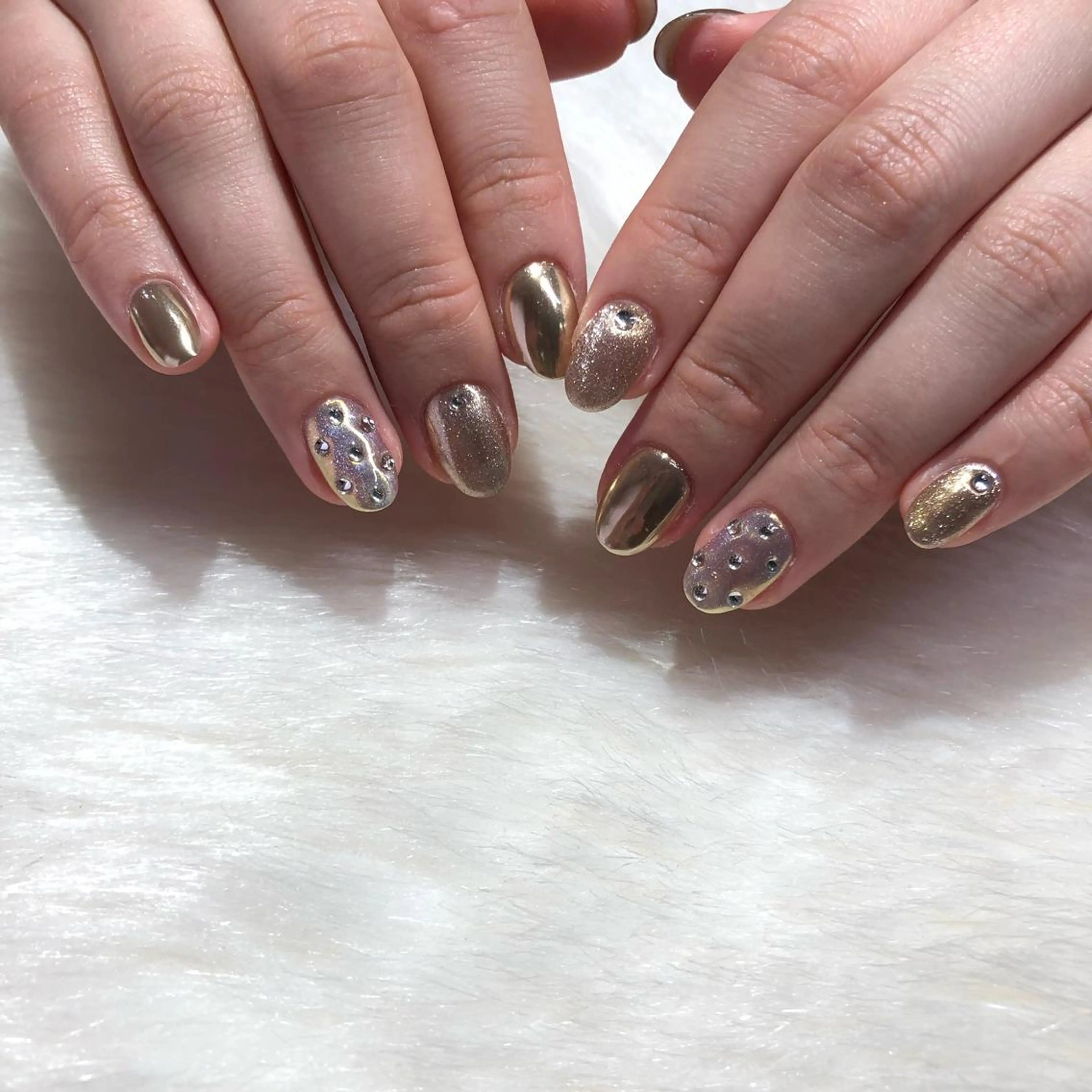 ネイル ハンドネイル フットネイル ハンドケア Nes.Nail所属・Miyagi Asamiのネイルデザイン