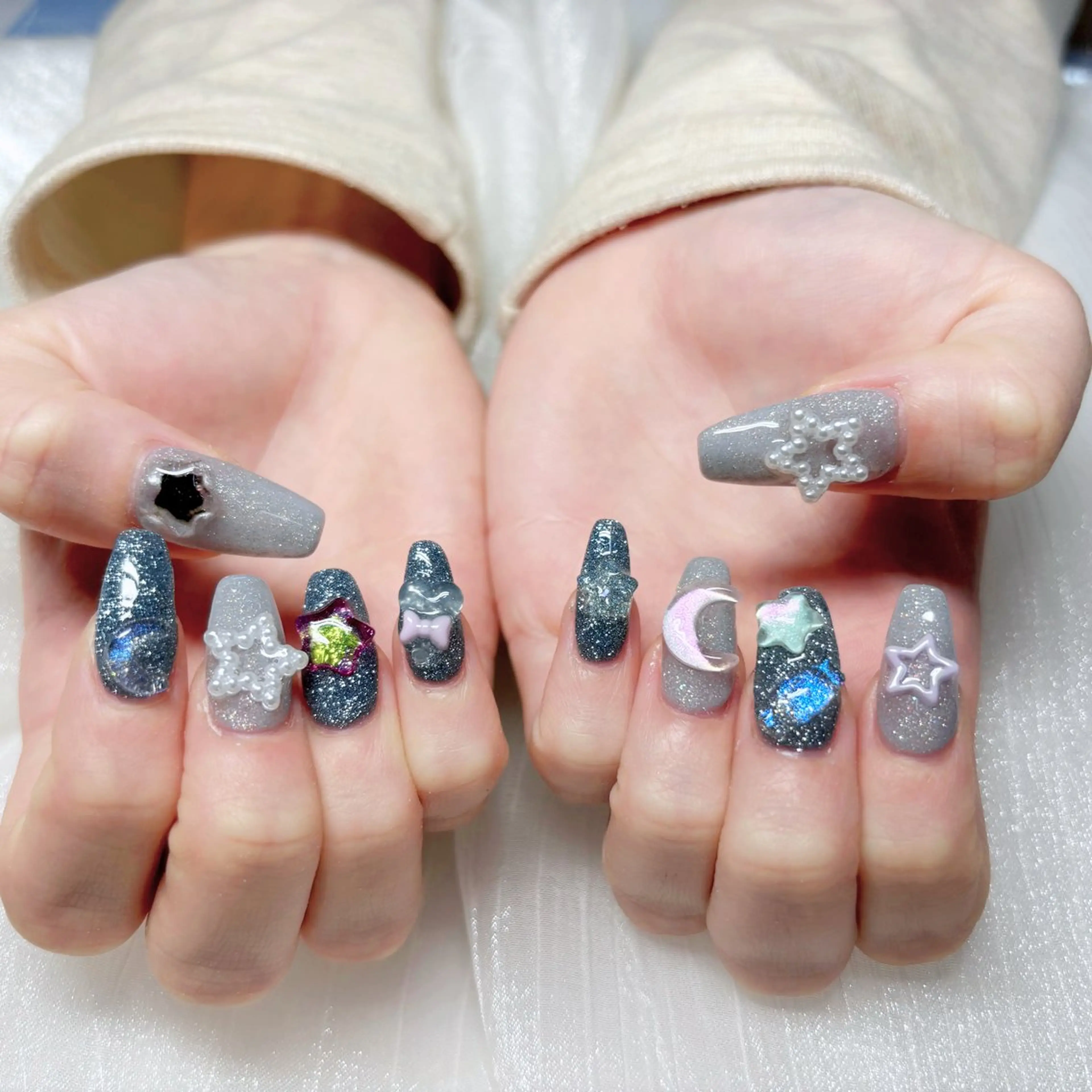 ネイル ハンドネイル H3 Nail Tsuki🦋💙のネイルデザイン