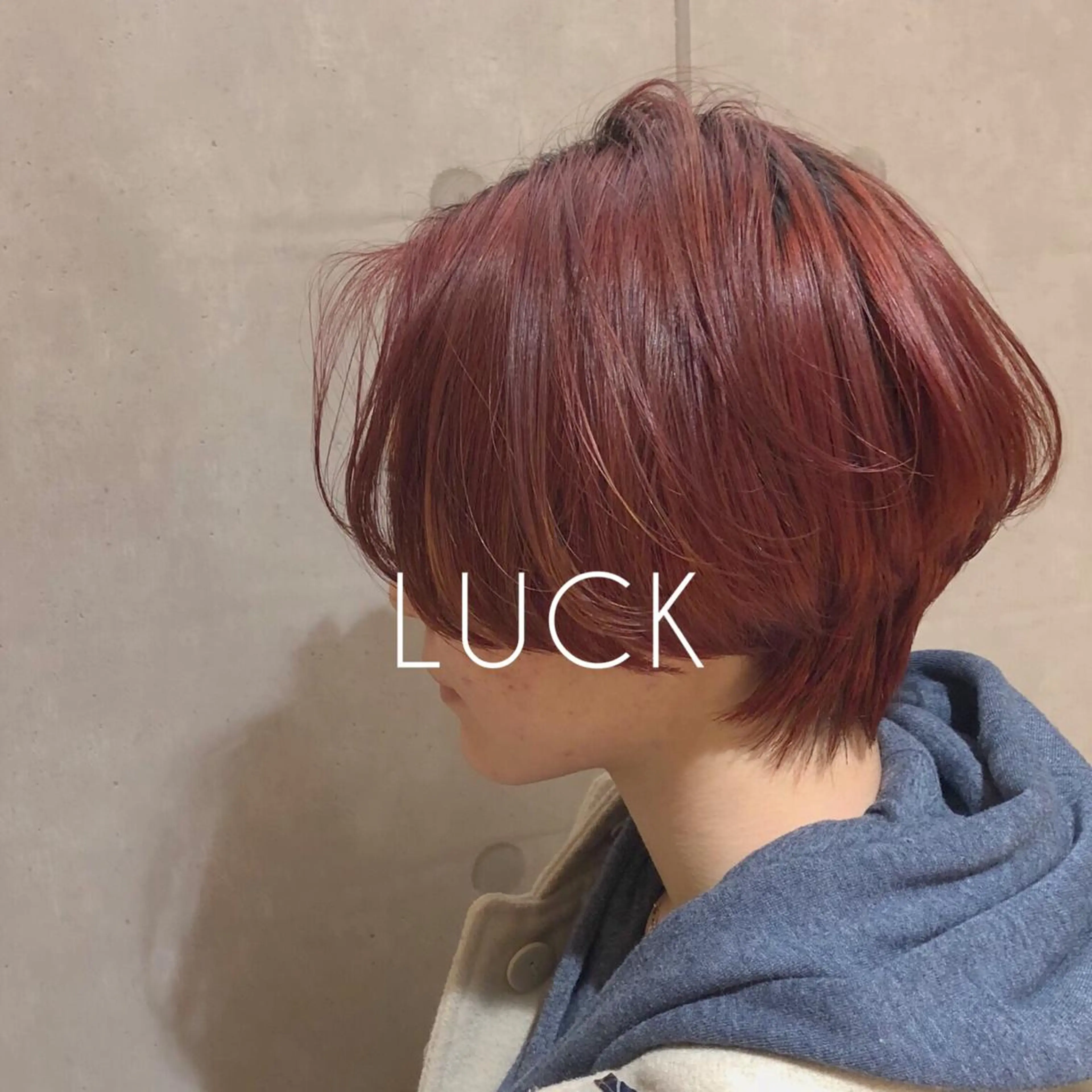 ショート カラー ブリーチ ケアブリーチ レッドカラー ヘアカラー circus by KENJE 町田店のヘアスタイル