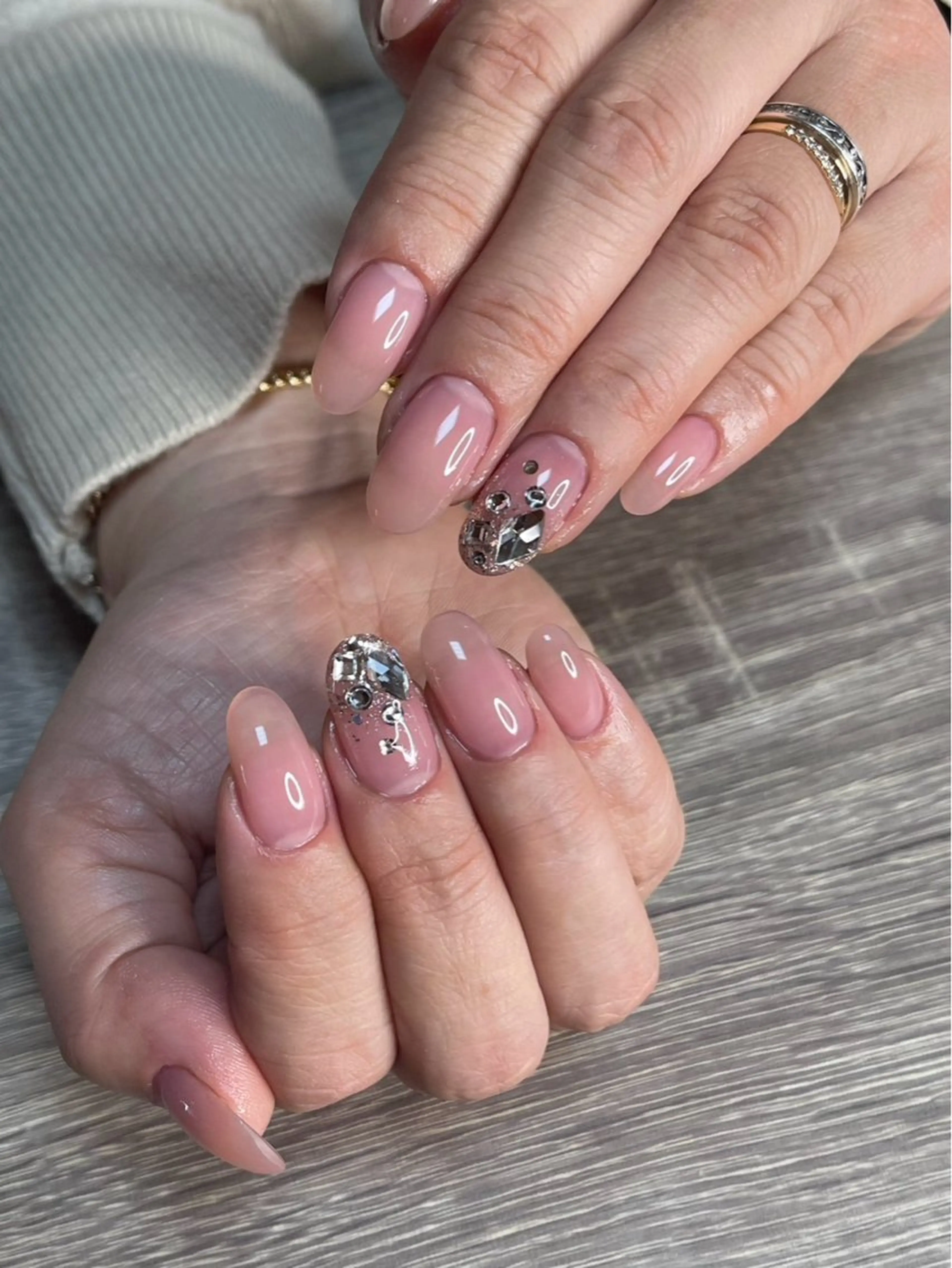 ネイル ジェルネイル ハンドネイル TROIS NAIL所属・Nail &eye TROISのネイルデザイン