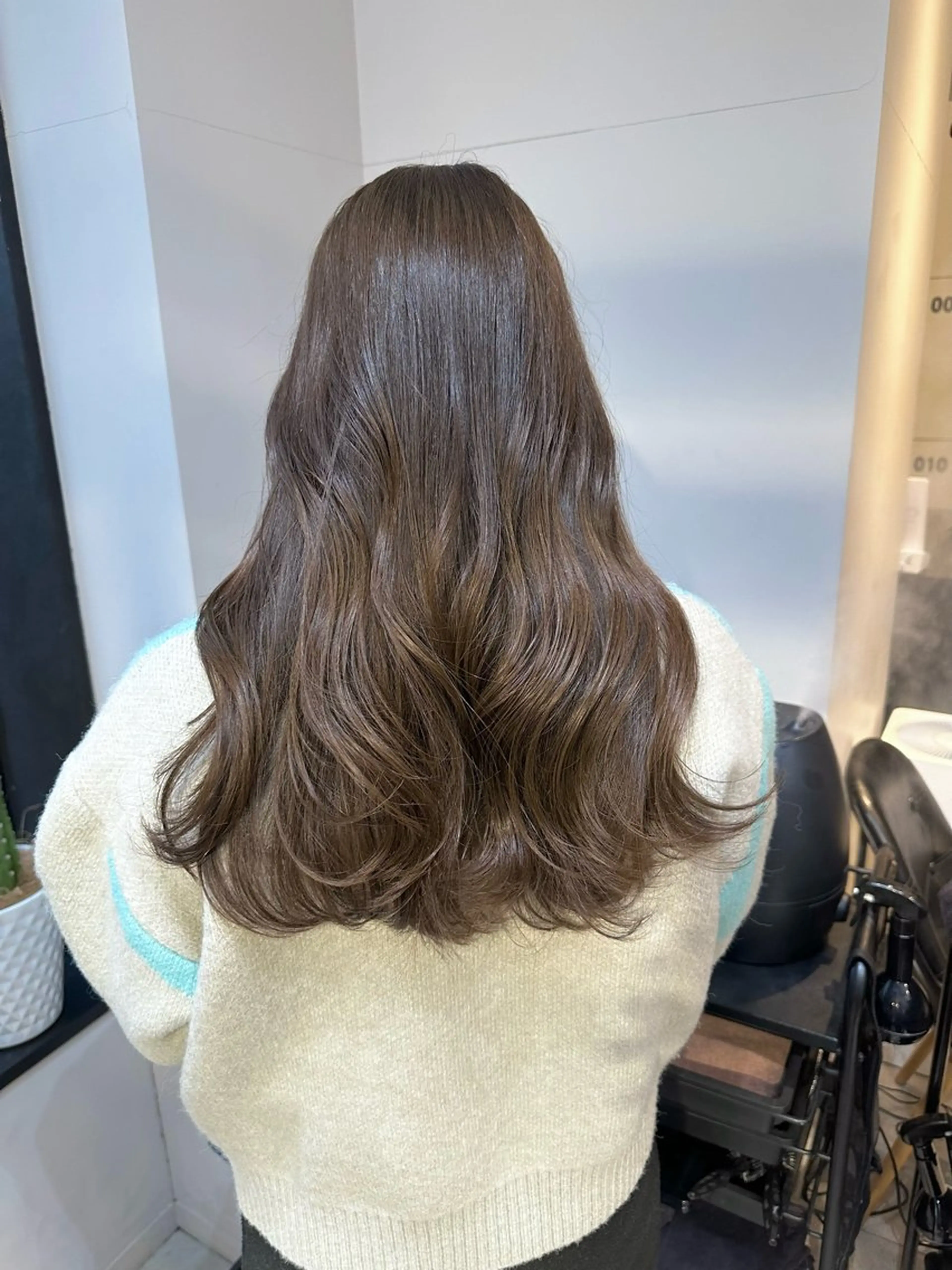 ロング カラー 髪質改善 ロング トリートメント KURO/韓国ヘア /レイヤーカットのヘアスタイル