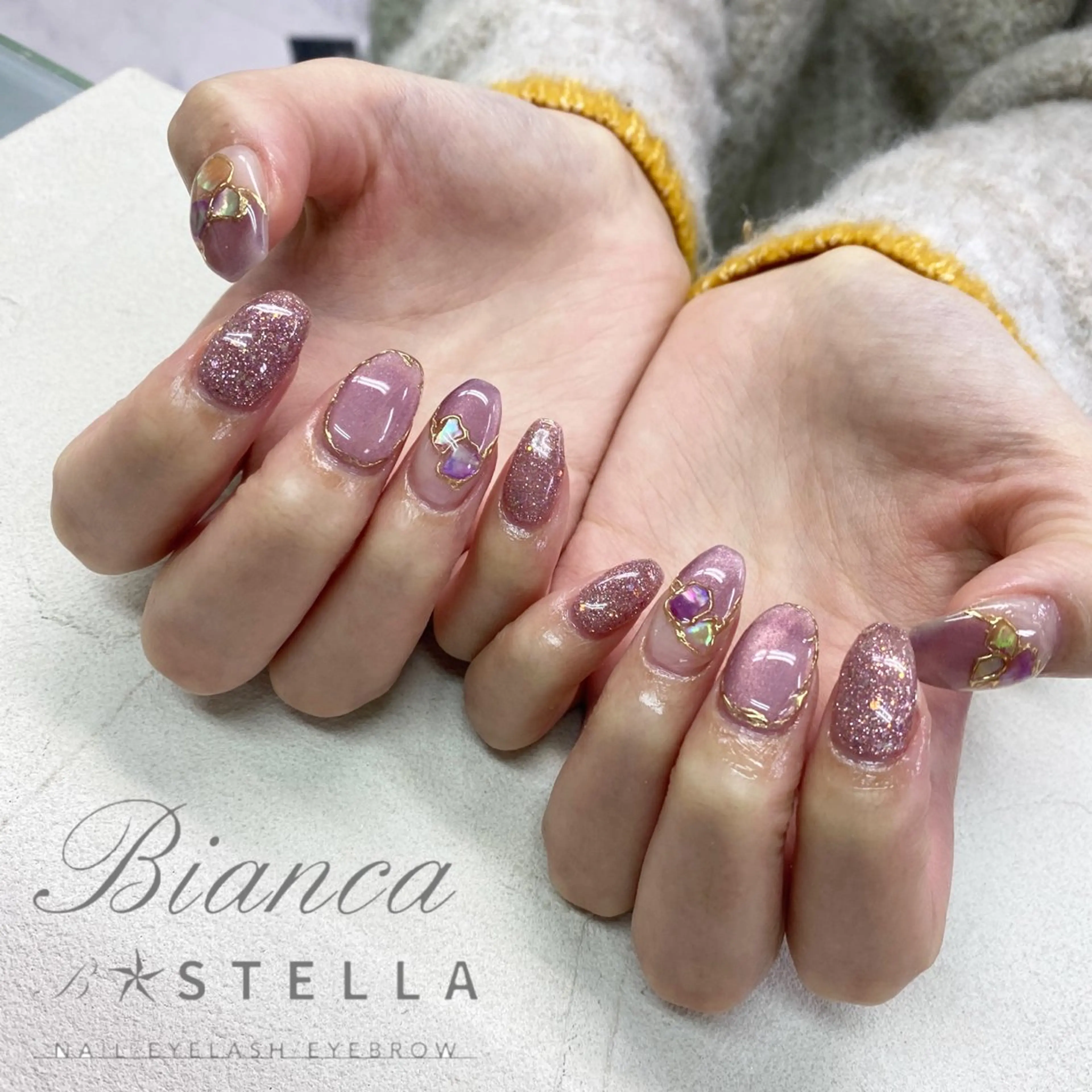 ネイル ハンドネイル Bianca🩶 TAMIYAのネイルデザイン