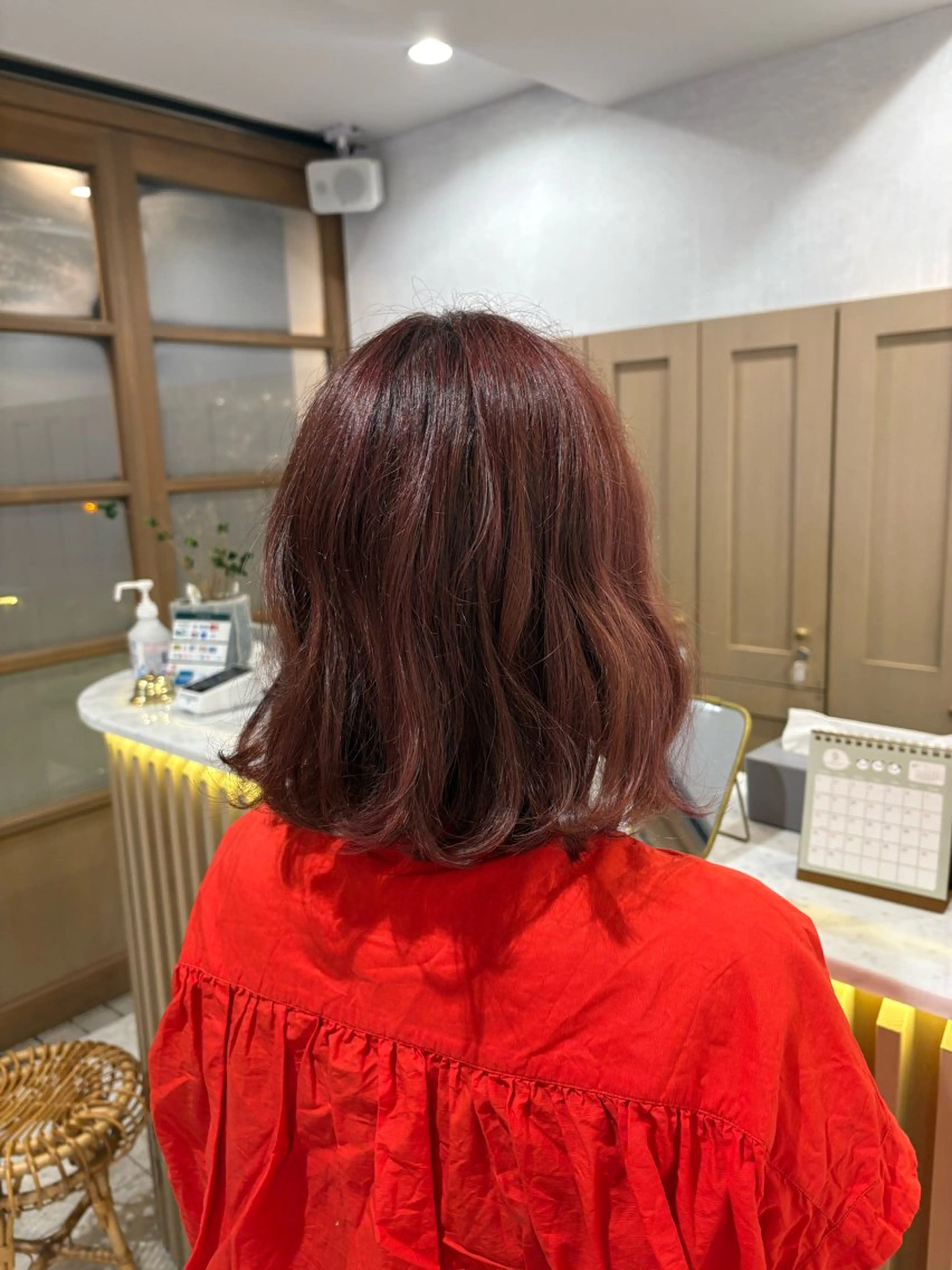 ショート ヘアカラー Kyeco大宮所属・足立 愛菜のヘアスタイル