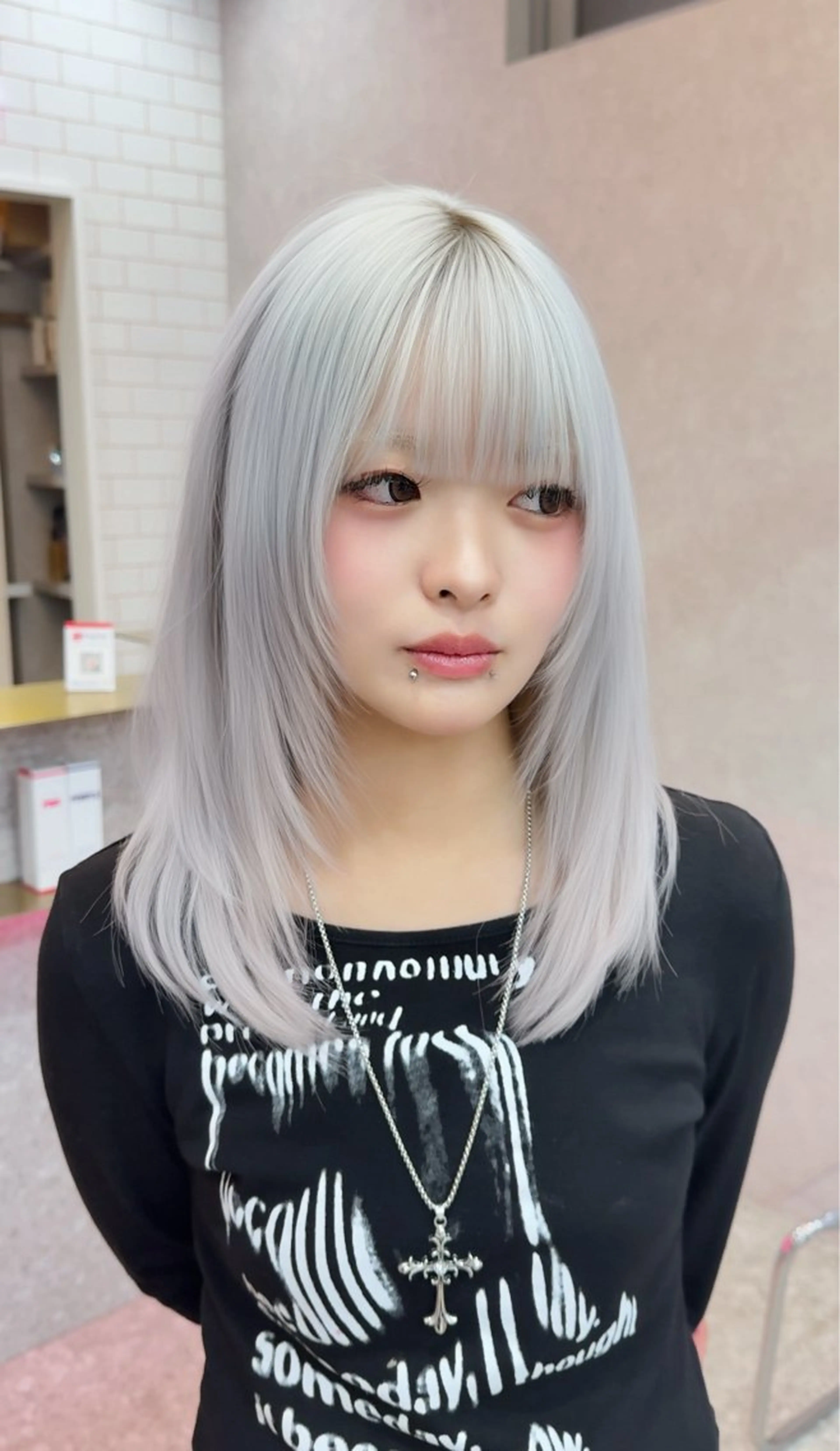 ミディアム カラー カット ヘアカラー 縮毛矯正 トリートメント ダブルカラー 韓国レイヤーKYONのヘアスタイル