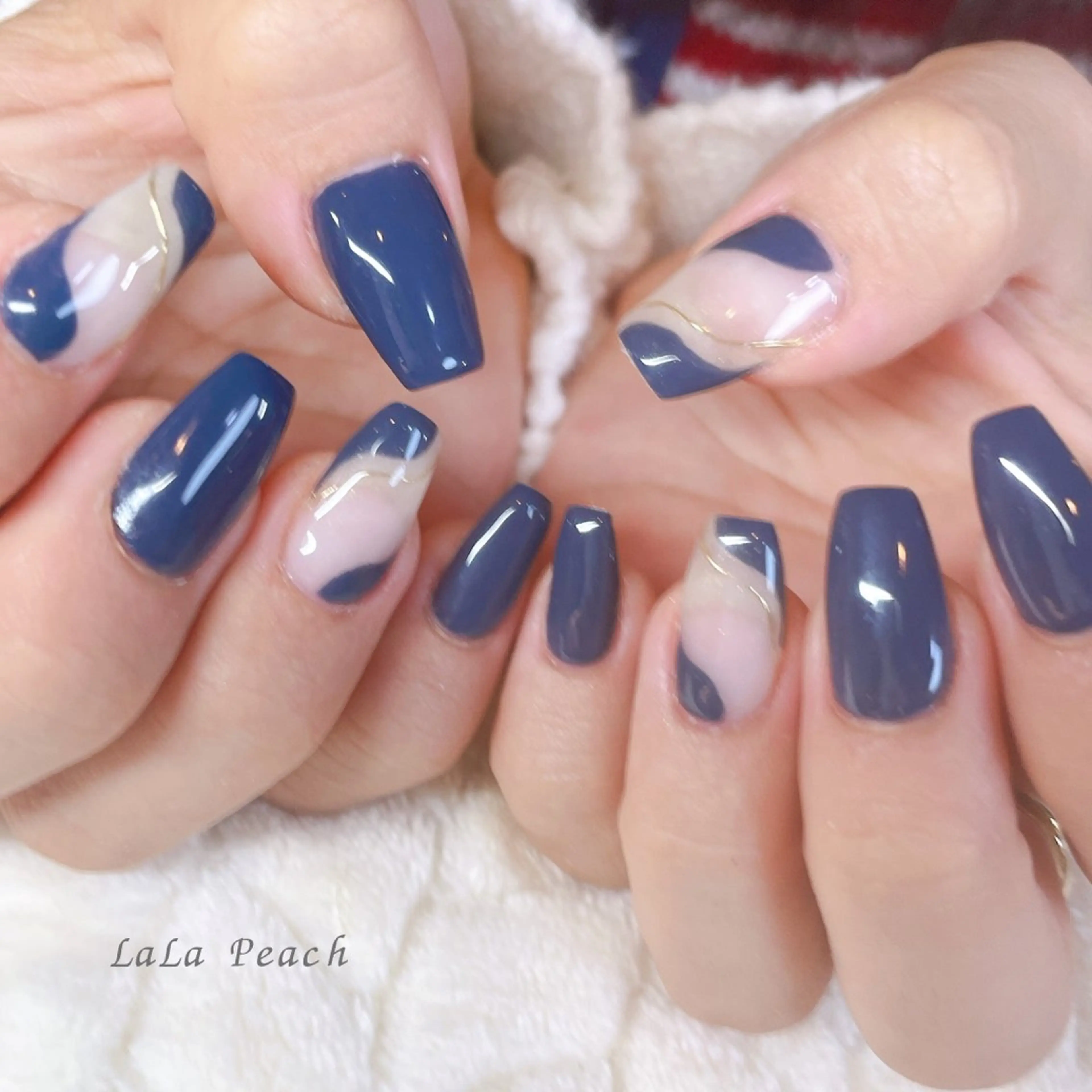 ネイル ジェルネイル ネイビー ワンカラーネイル ハンドネイル LaLa Peach 福岡のマツエク・マツパデザイン