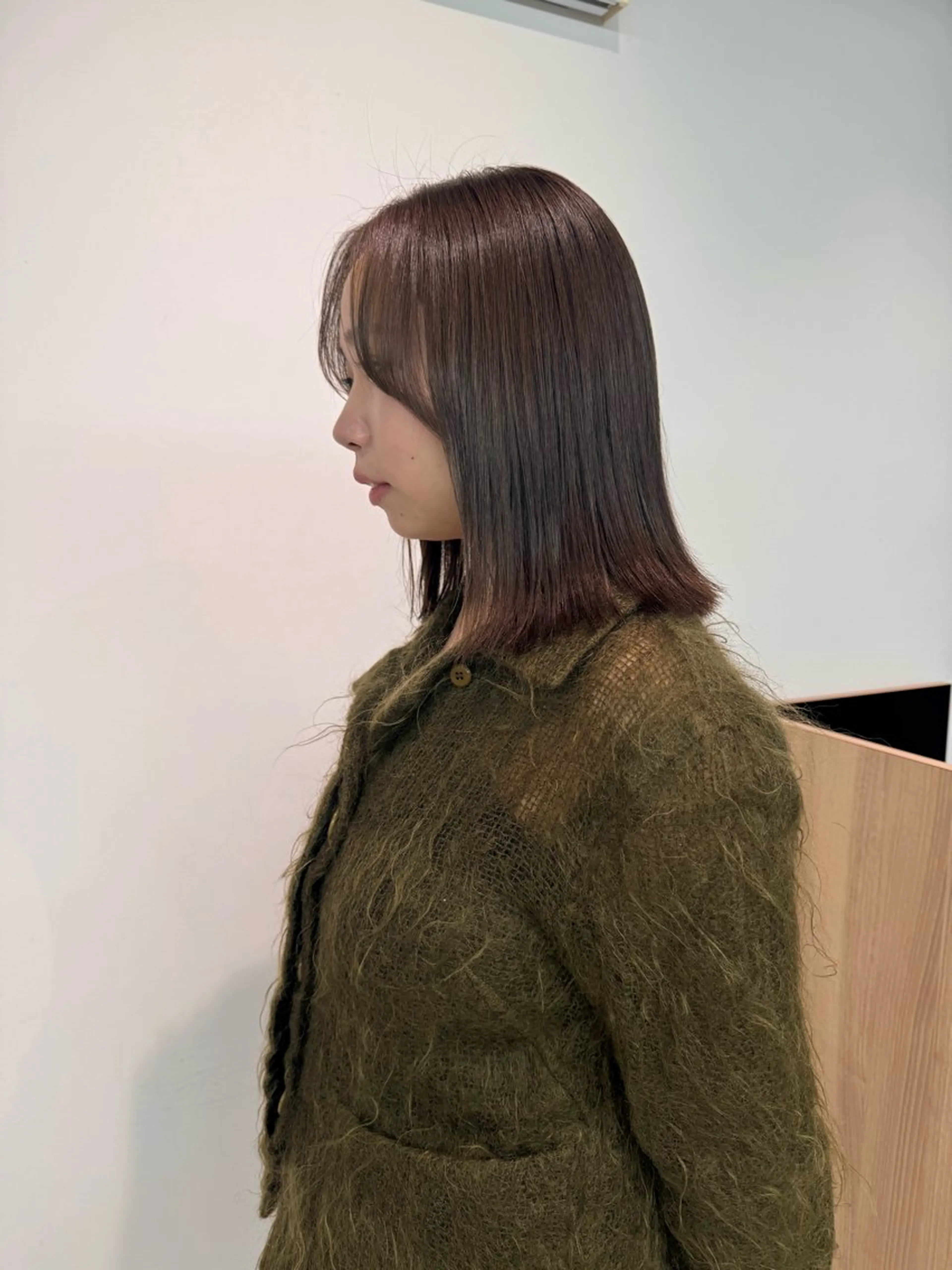 ミディアム カラー 顔周りレイヤー /kokoro🦮のヘアスタイル