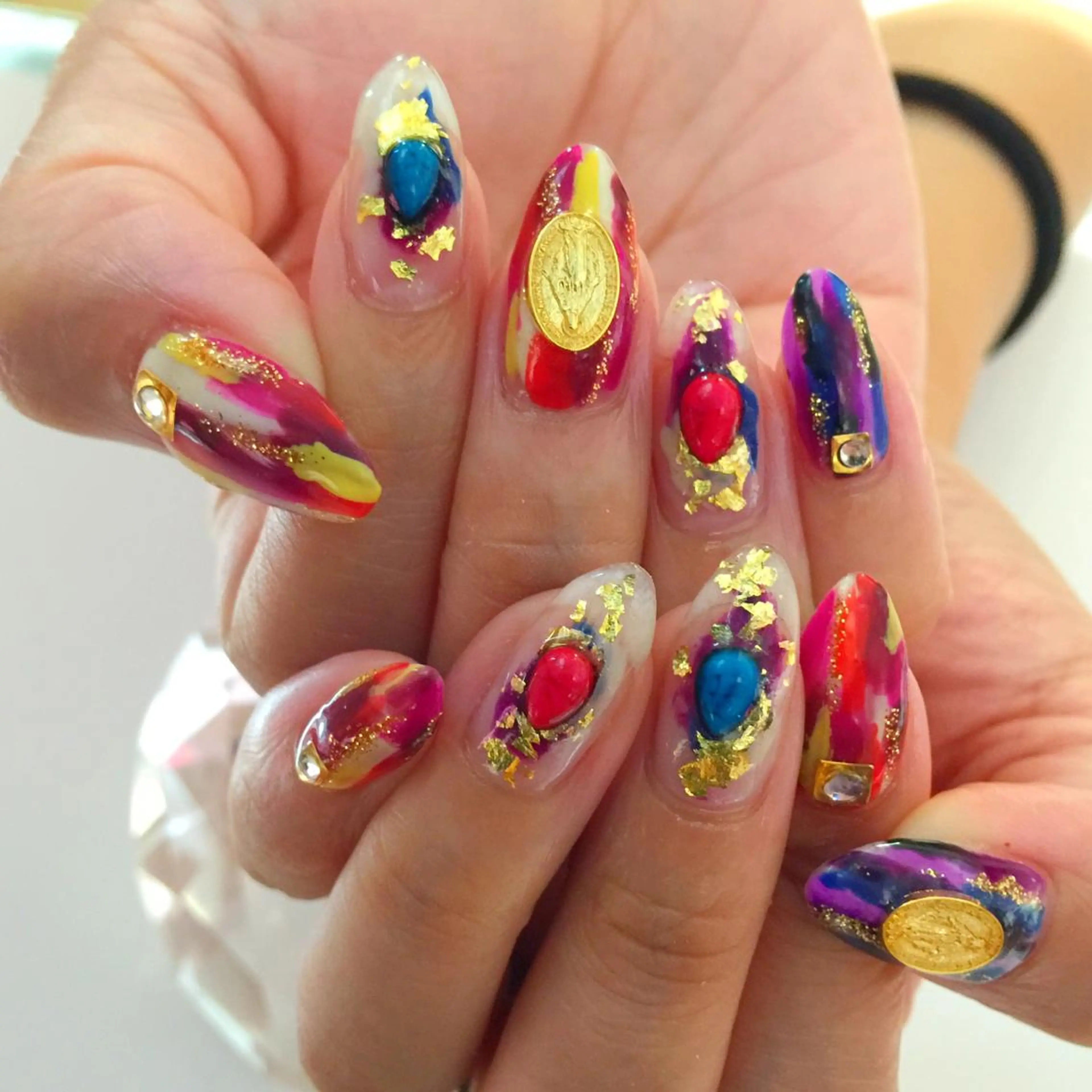 ネイル ニュアンスネイル YUN 💅のネイルデザイン