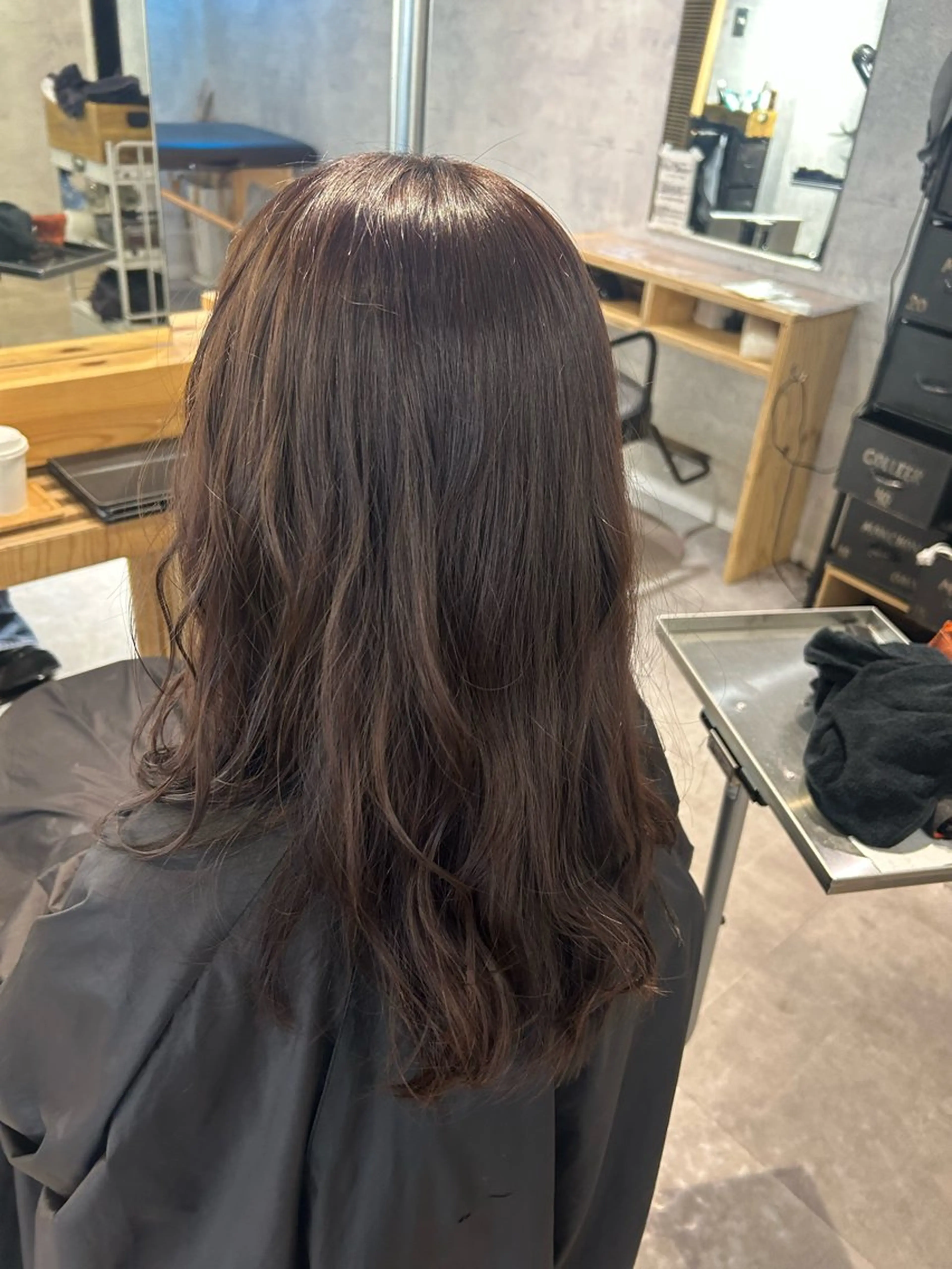 ロング カラー Sia中野新橋 田中 優莉乃のヘアスタイル