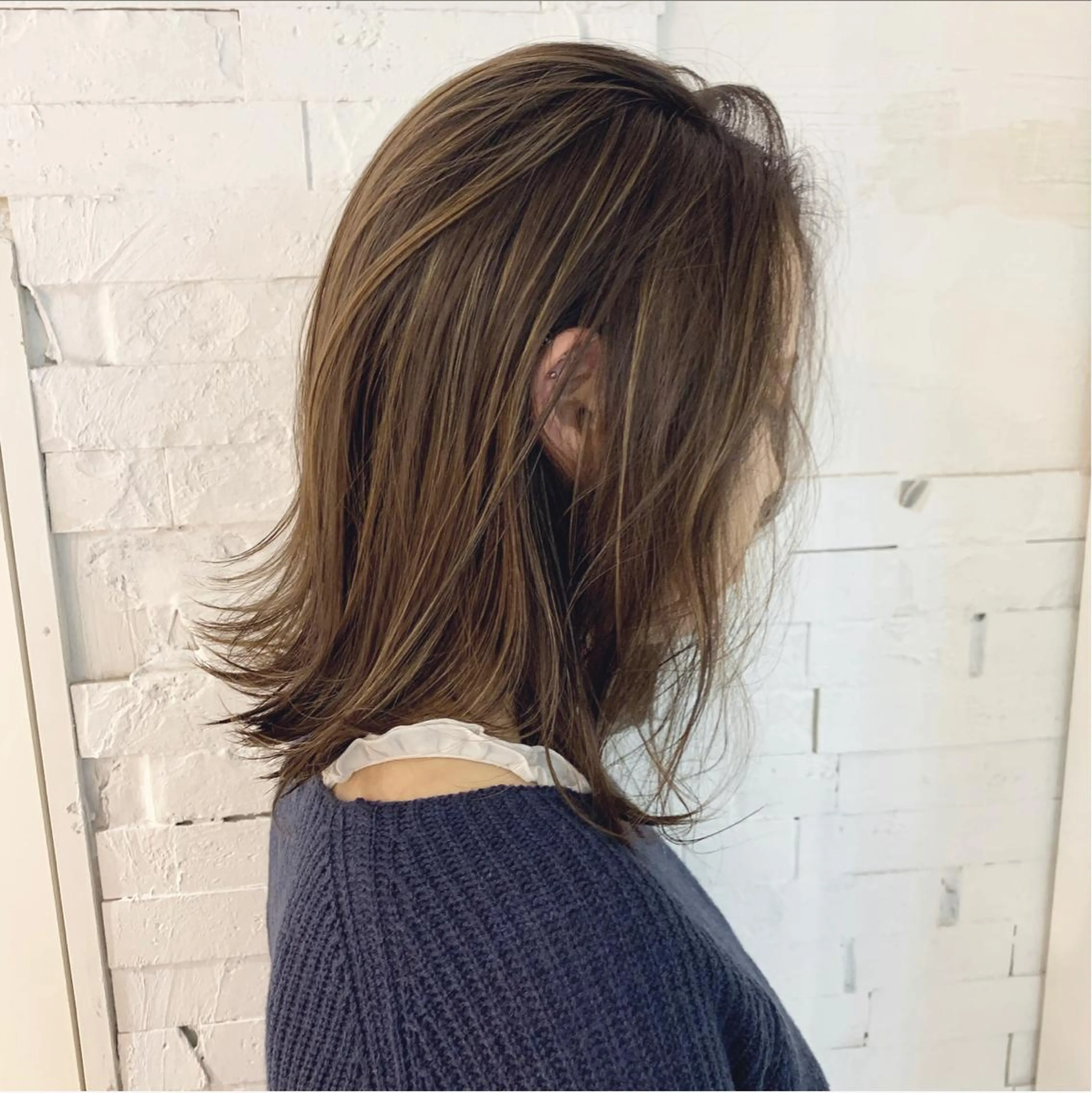 ミディアム カラー ベージュカラー ハイライトカラー ハイライト 渋谷ブリーチカラー 韓国ヘアyuikoのヘアスタイル