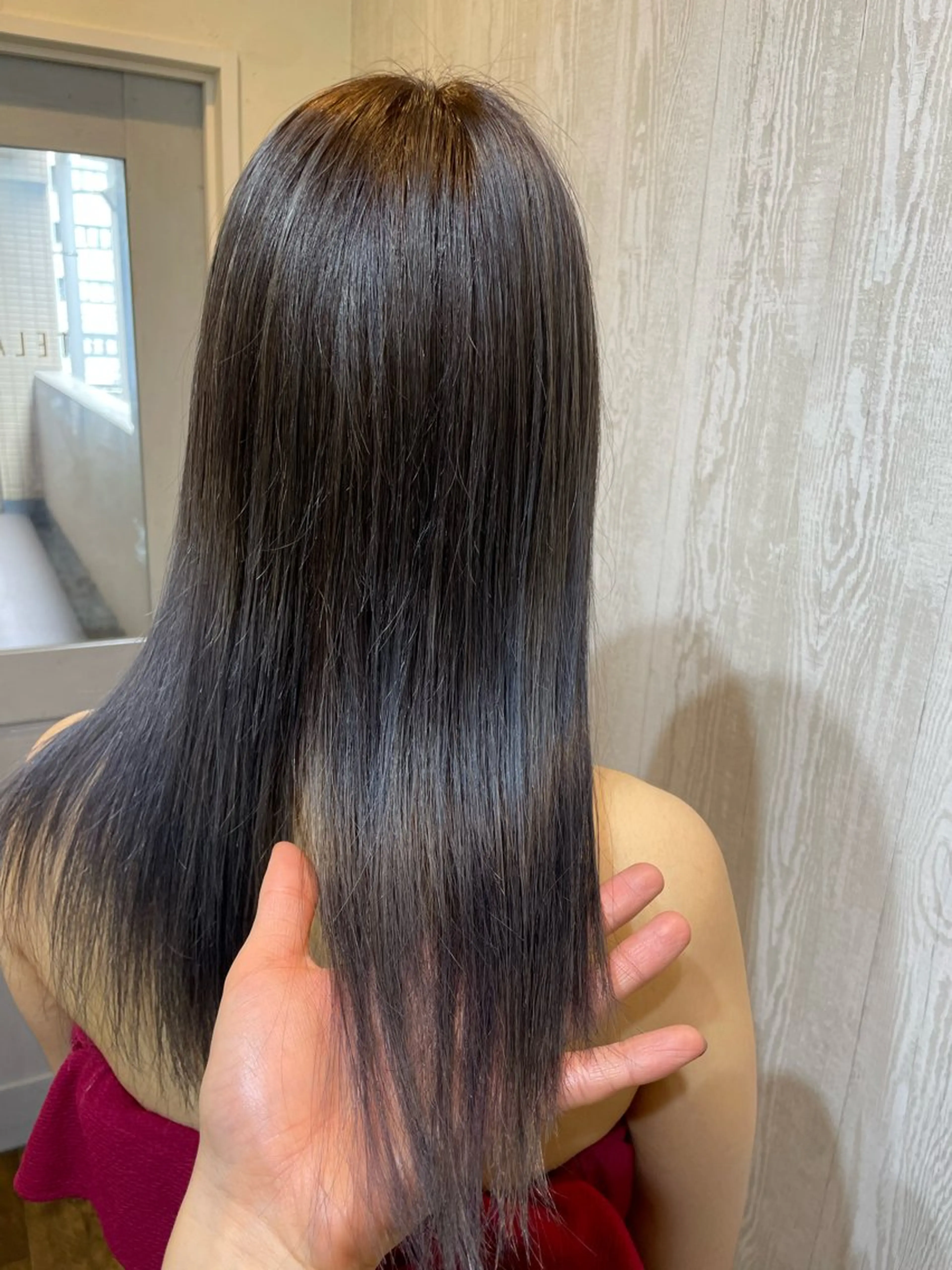 ミディアム カラー ヘアアレンジ カット ヘアカラー 縮毛矯正 トリートメント HUENEST アカデミーサロンのヘアスタイル