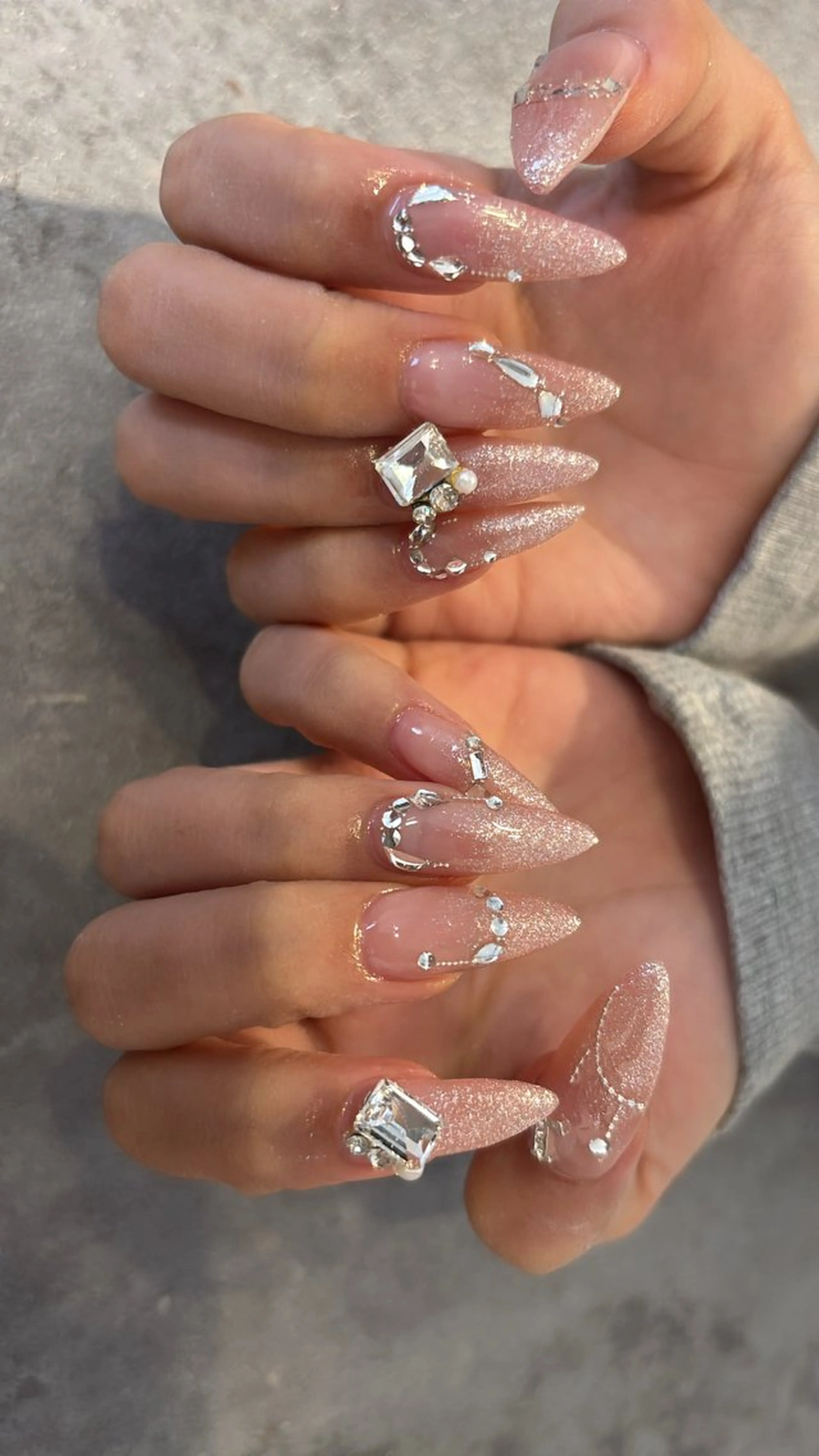 ネイル Mignon所属・Mignon 、のネイルデザイン