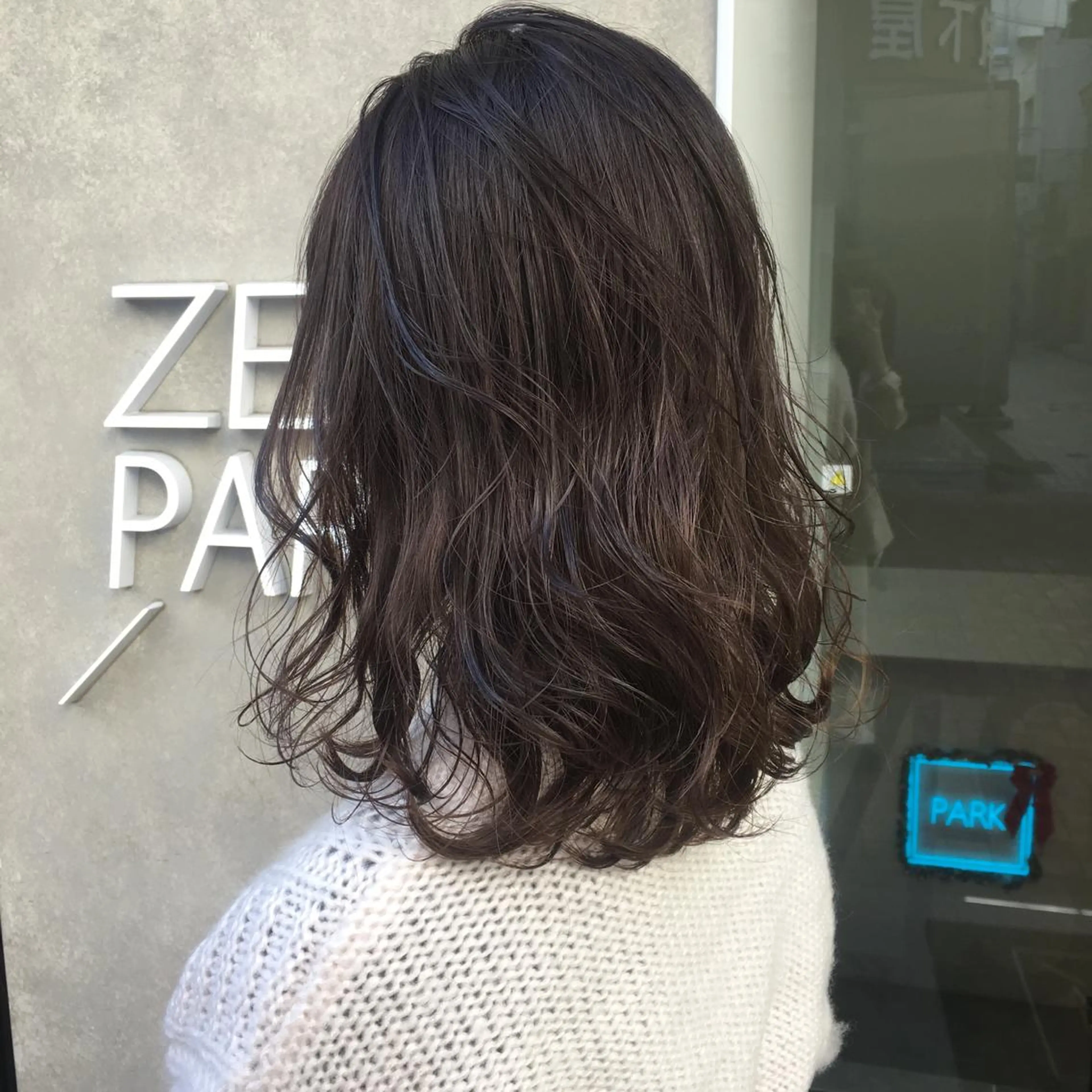 カラー ヘアカラー トリートメント 【似合わせ提案】鈴木 舞のネイルデザイン