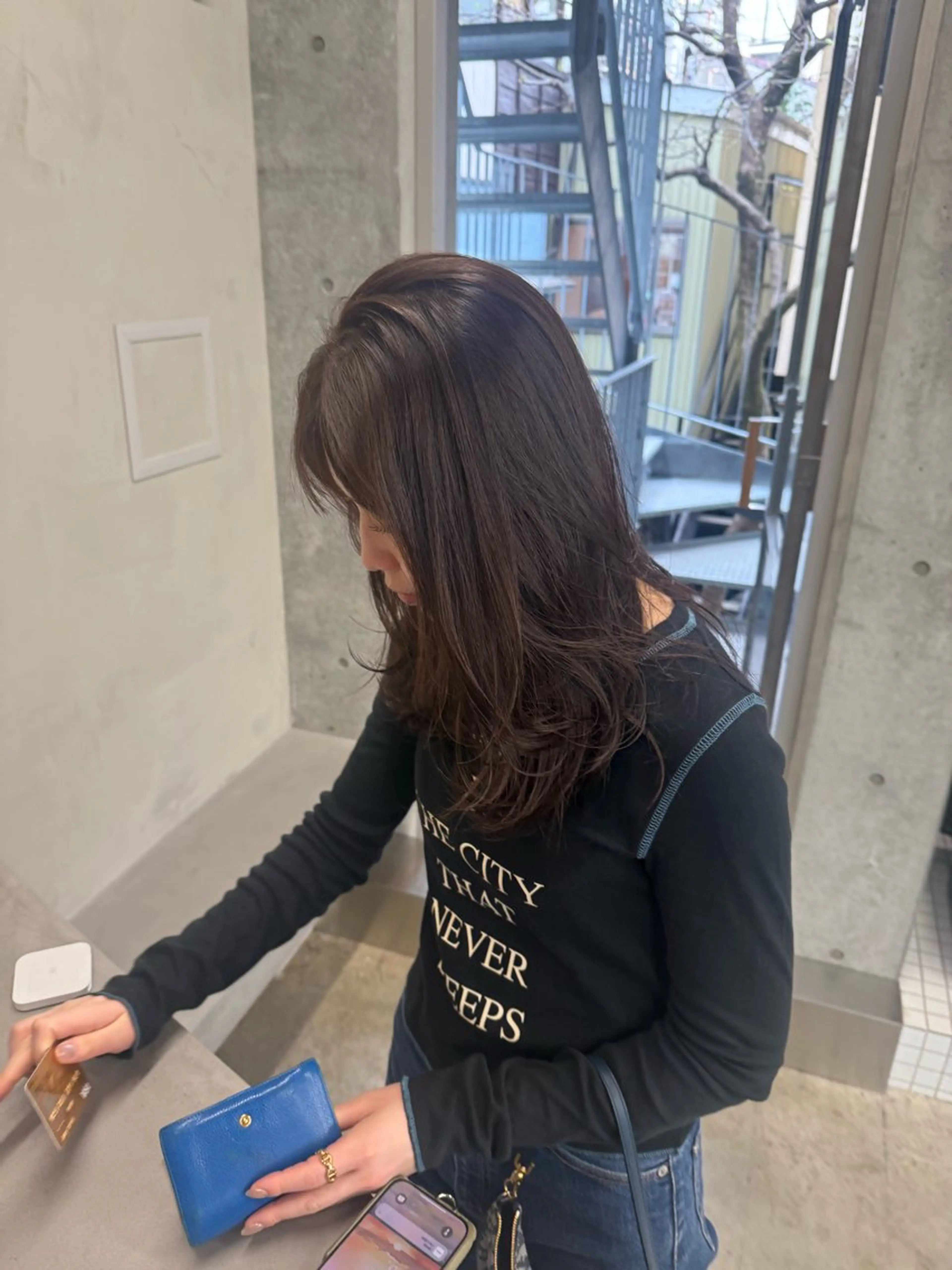 ロング カラー ロングレイヤー アッシュ ベージュカラー ブリーチ 透明感カラー カット ヘアカラー 誰よりも丁寧なカット 🍀小林輝のヘアスタイル