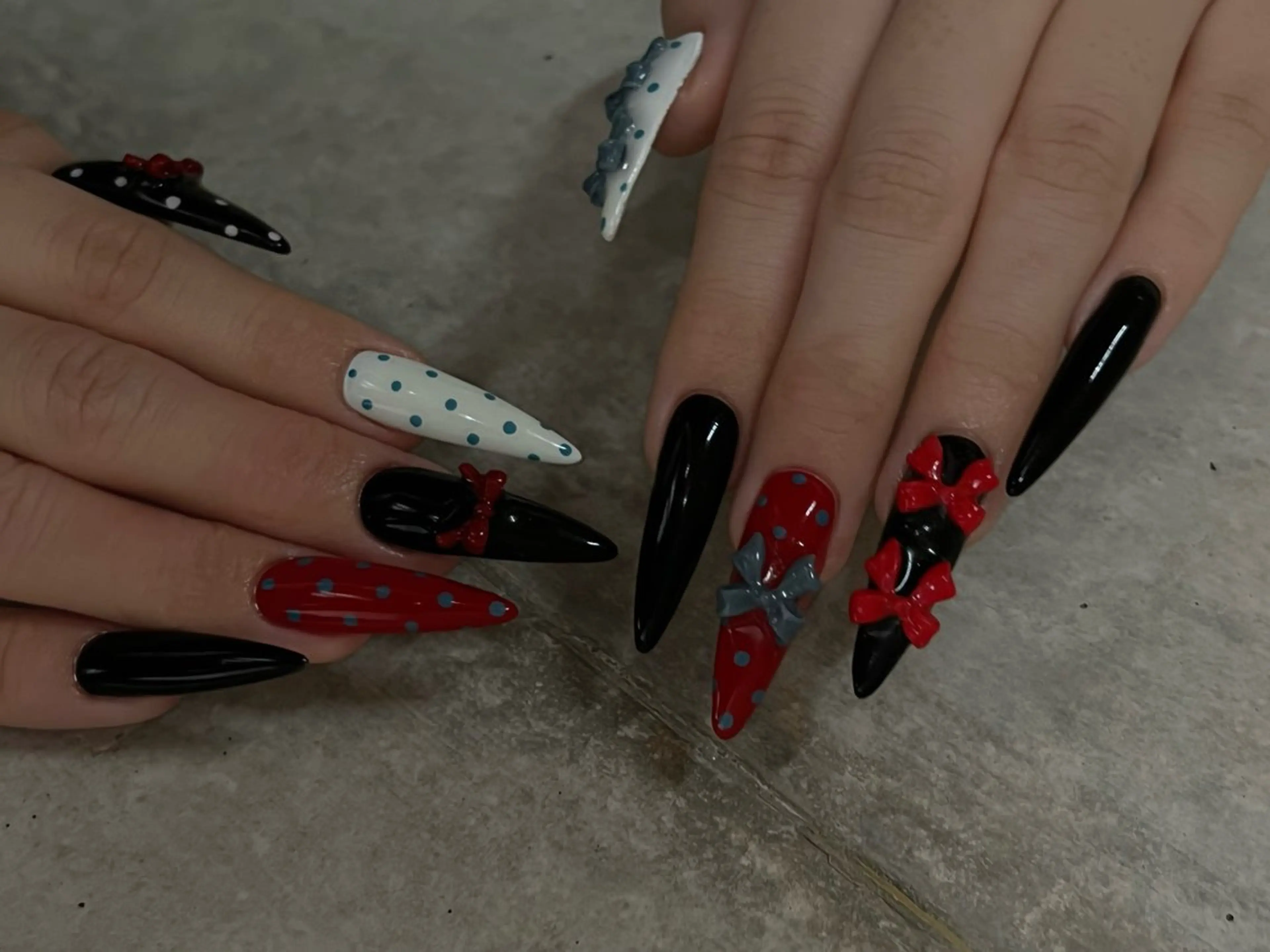 ネイル ハンドネイル SoLuna Hikariのネイルデザイン