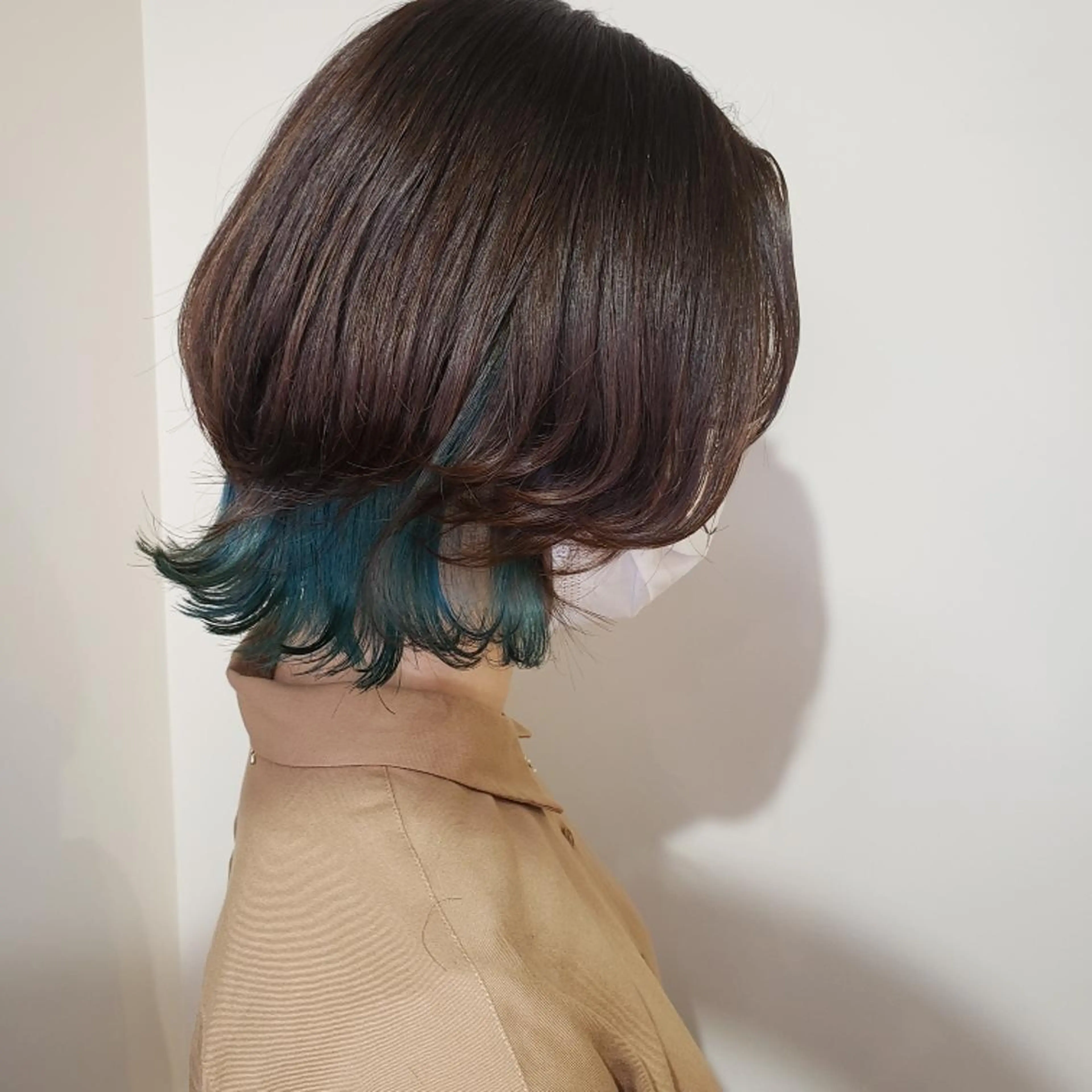 ショート ウルフカット カット ヘアカラー トリートメント 🇰🇷透明感×ハイ トーン🌟tomoのヘアスタイル