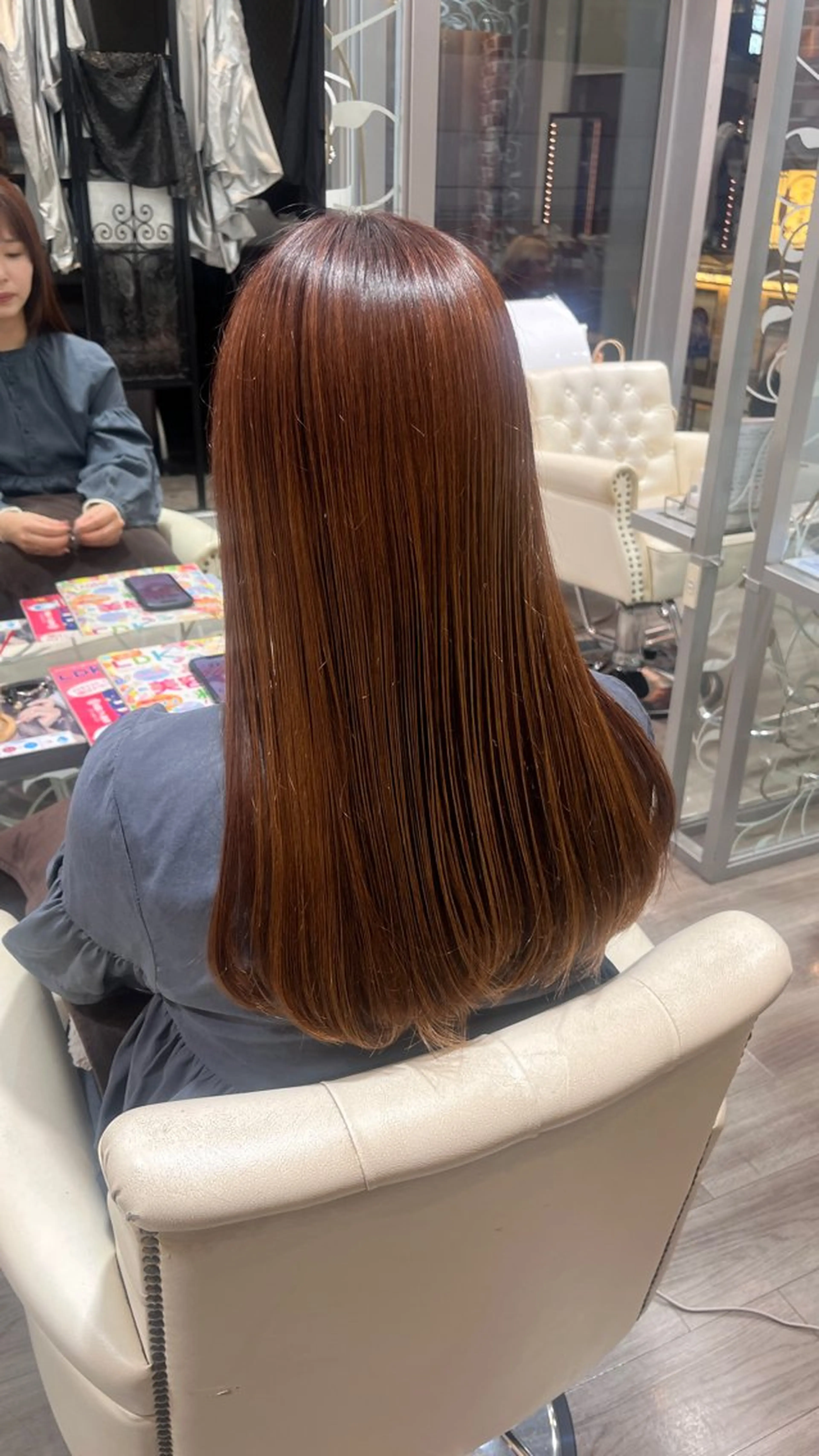 ロング トリートメント ヘアーメイクWiLL梅田店所属・艶カラー✨／ 荒堀 結香のヘアスタイル