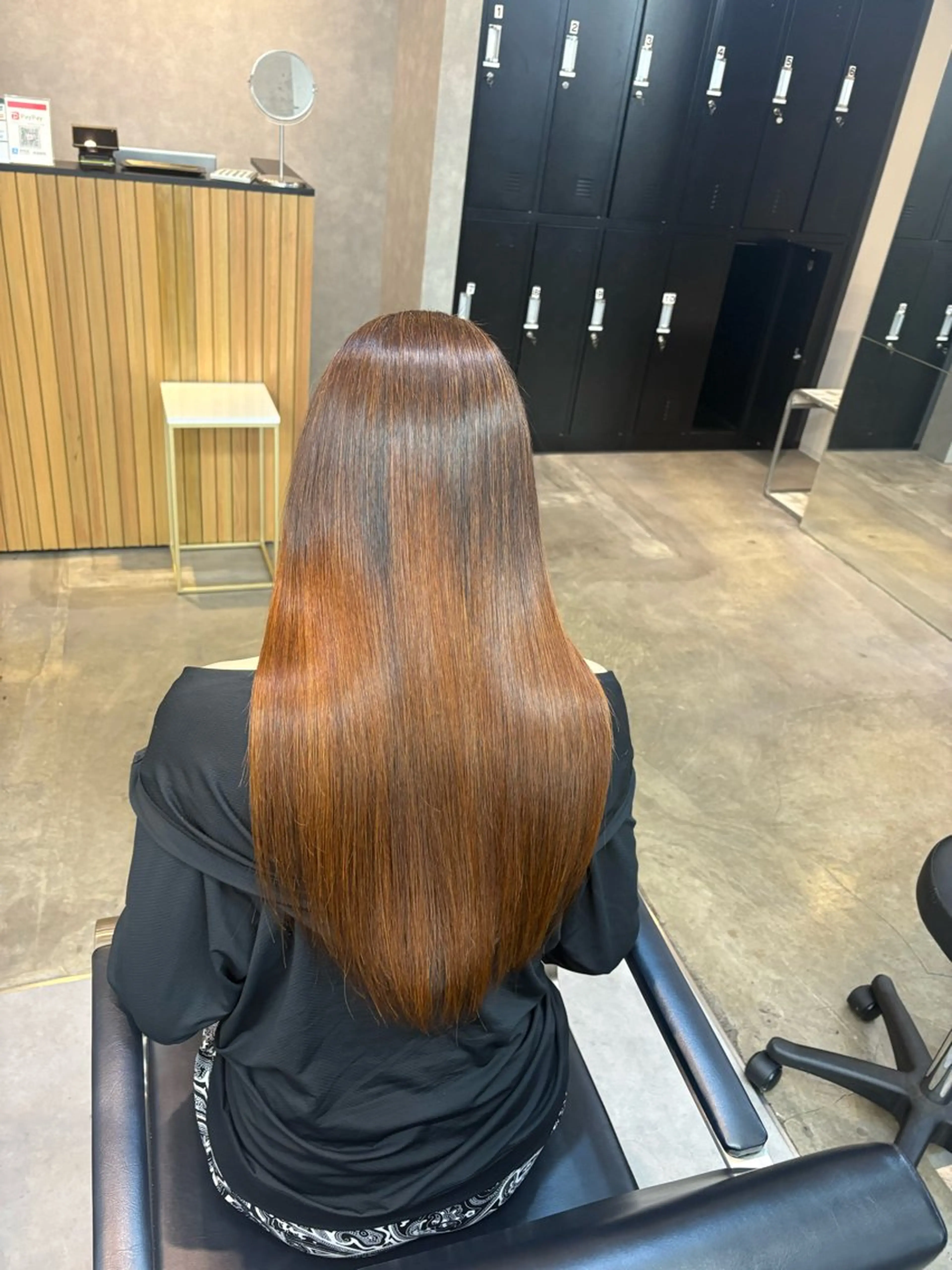 ロング 縮毛矯正 RAF TOKYO 渋谷店所属・みらん RAF TOKYOのヘアスタイル